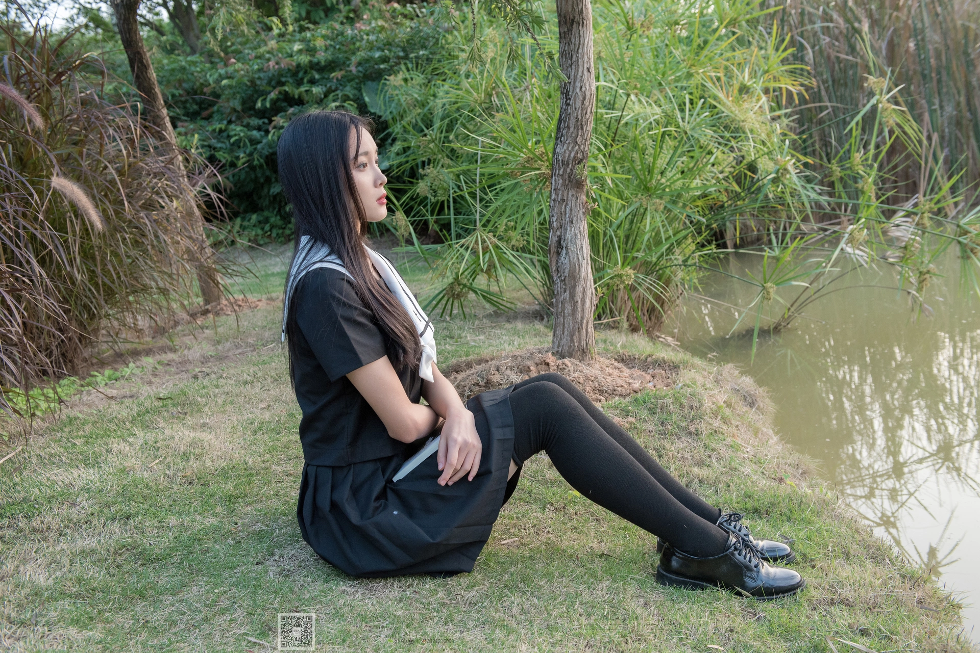 SSA丝社 超清写真 NO.060 君君 JK制服游公园[111P-2.00GB]