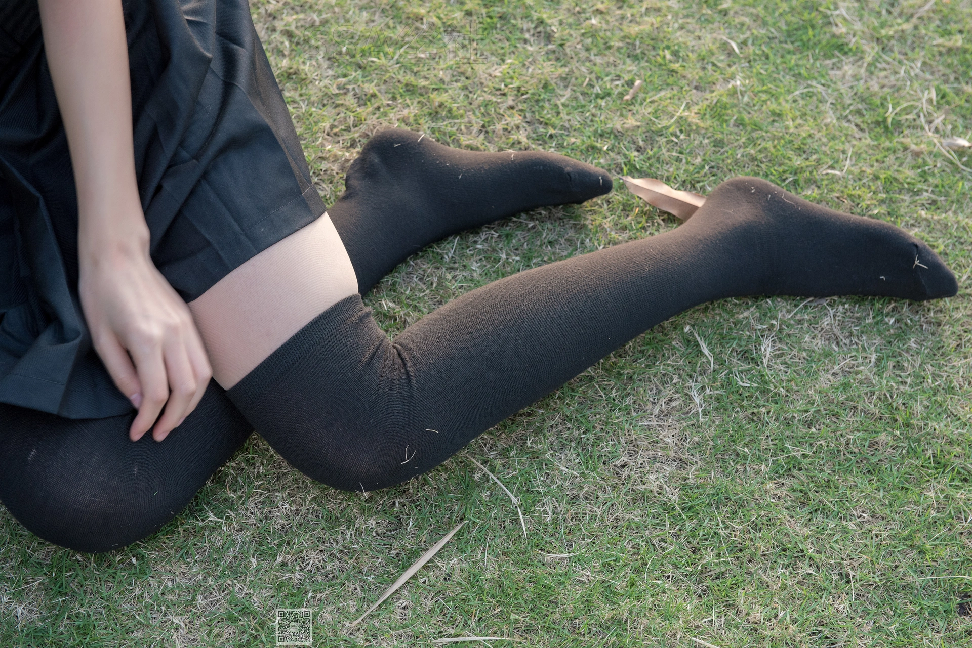 SSA丝社 超清写真 NO.060 君君 JK制服游公园[111P-2.00GB]