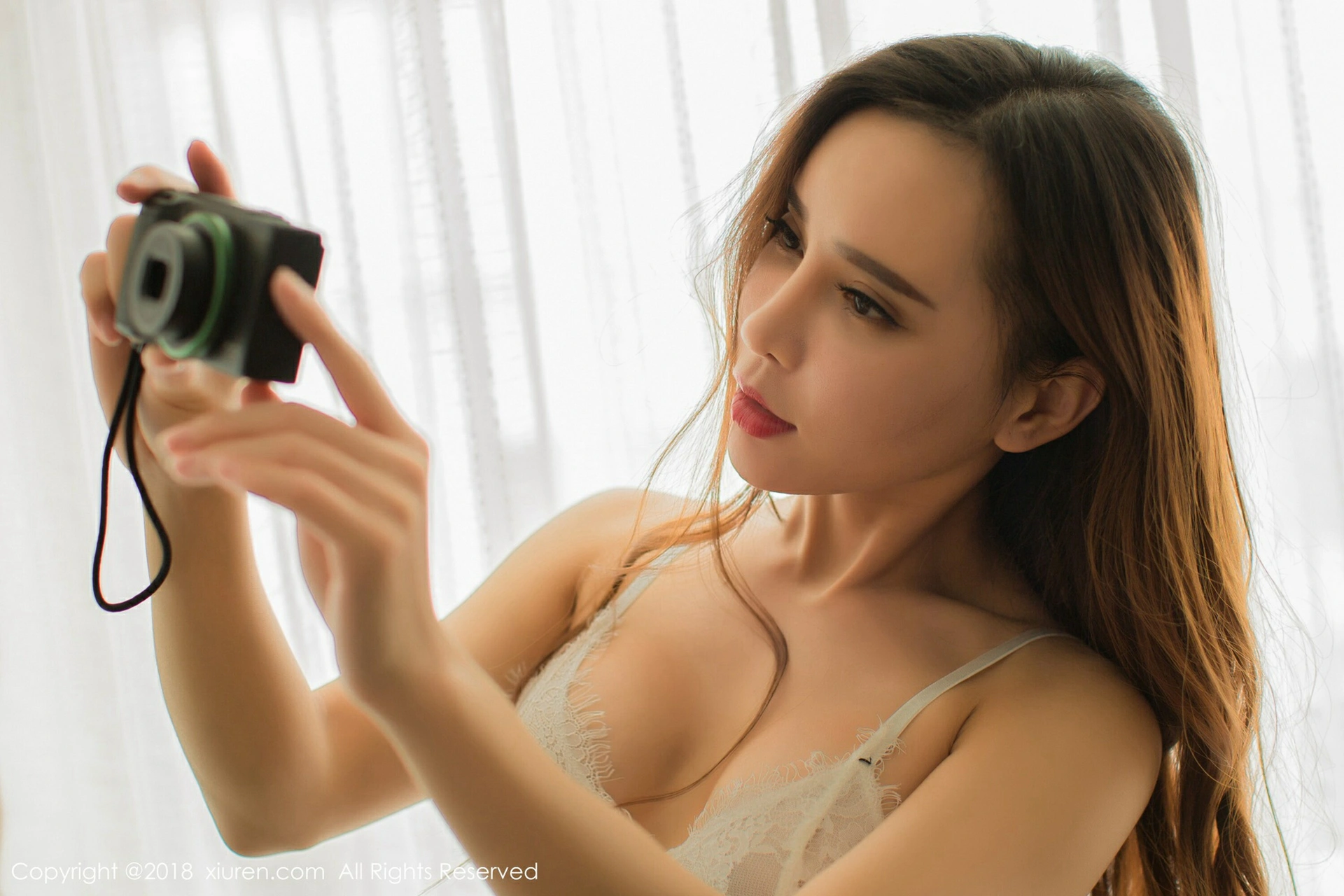 XiuRen秀人网 2018.06.20 No.1047 艾小青[46+1P122M]