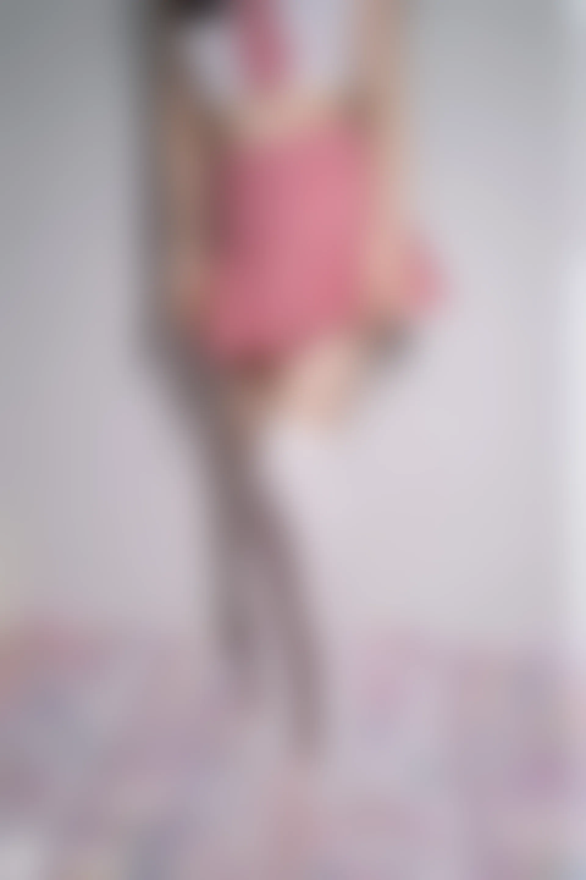 C26.004 红色格子裙和白丝 [40P-412MB]