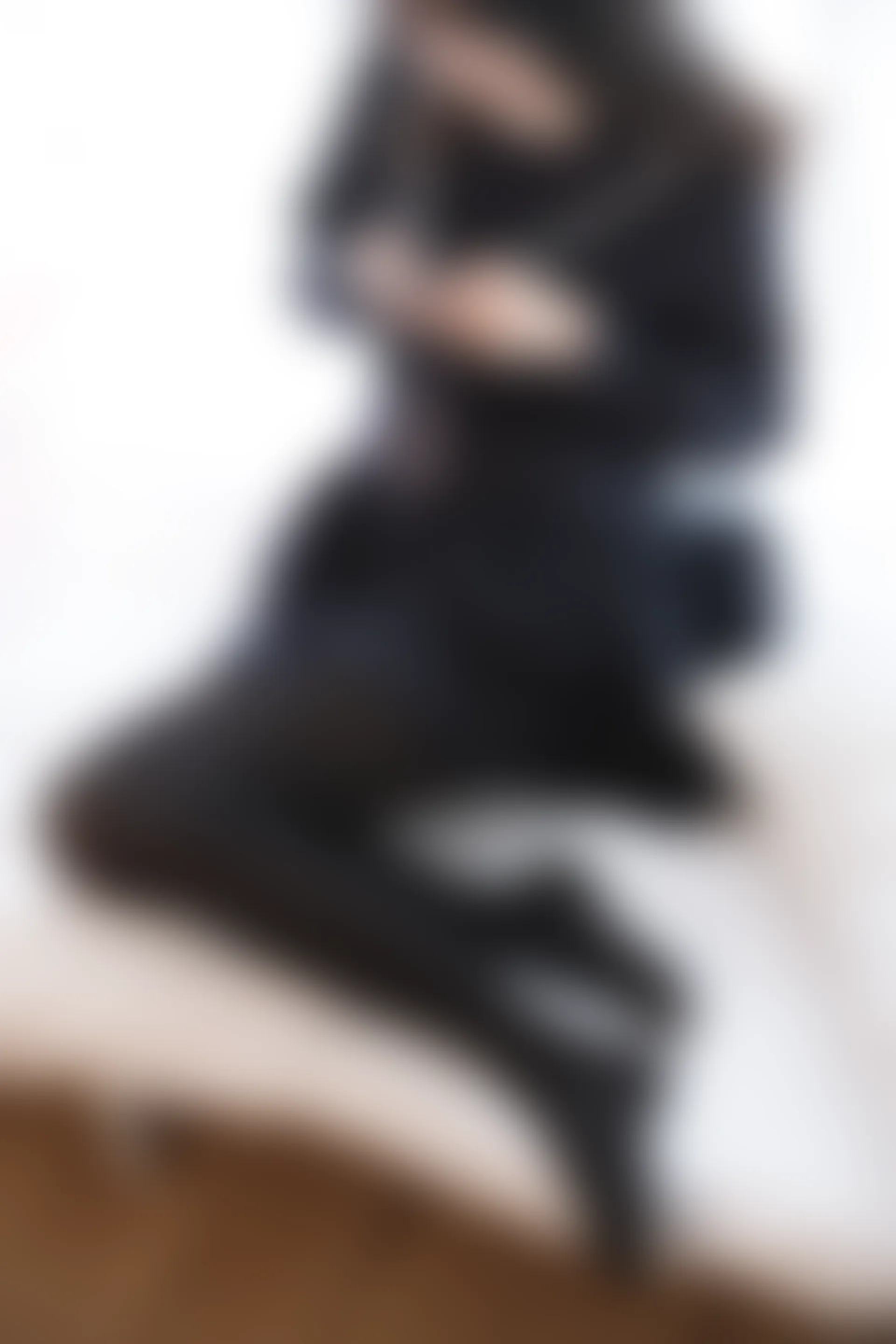 森萝财团 X-004 [127P1V-1.61G]美腿, 美足, 黑丝