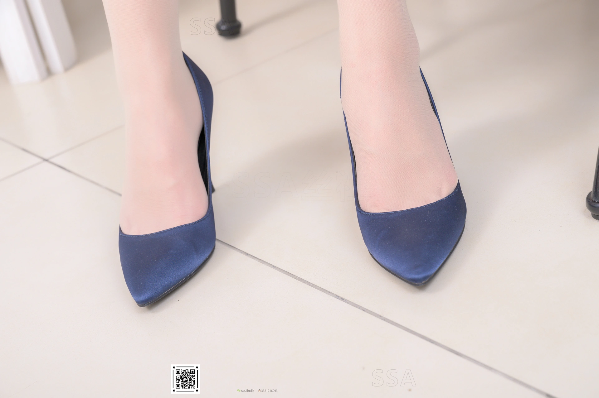 SSA丝社 超清写真 NO.217 莉莉 语文老师莉莉的复古短裙[151P／1.88GB]