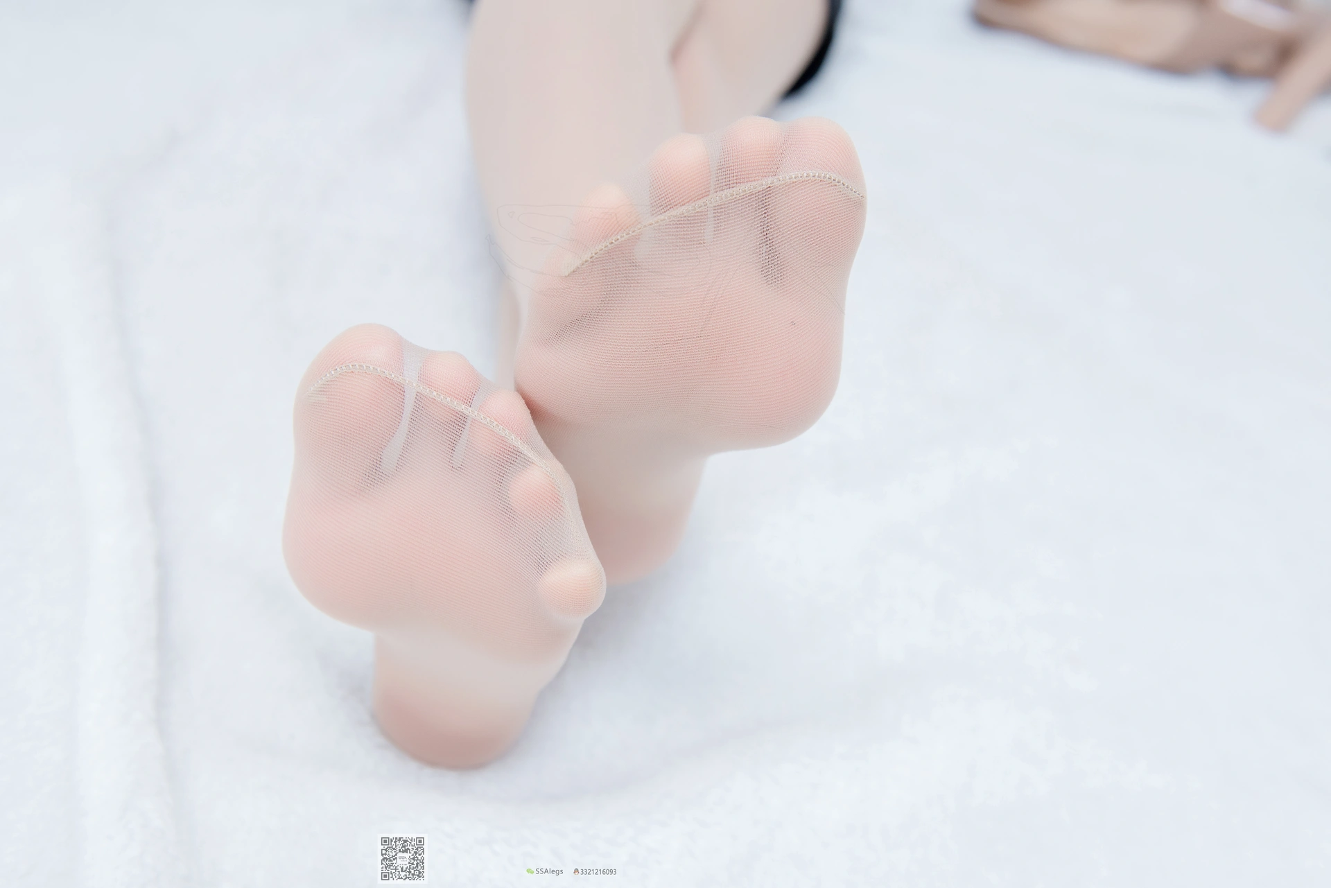 SSA丝社 超清写真 NO.046 芷沫 阳光下的混血美女同事[109P-1.20GB]