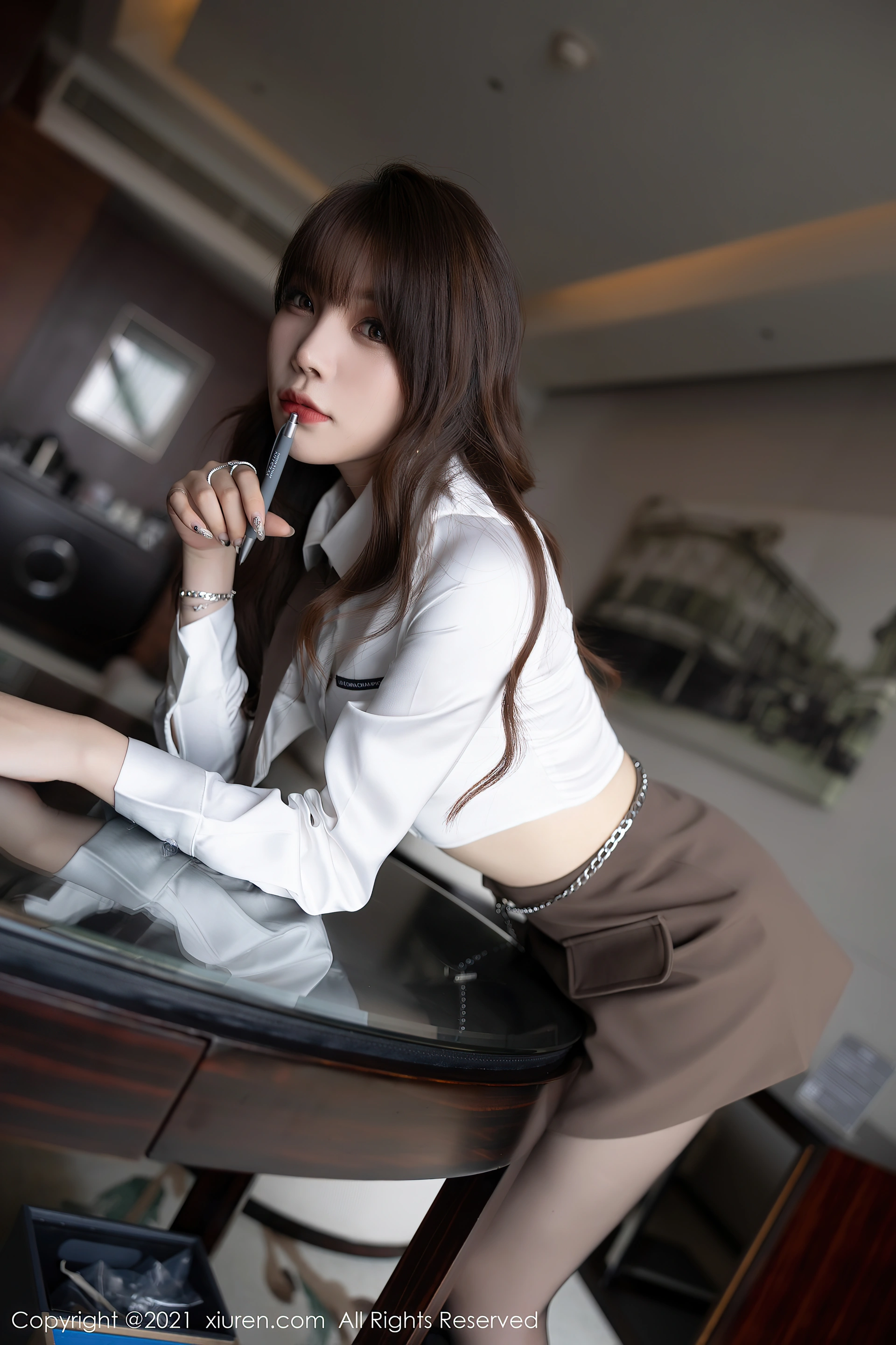 XiuRen秀人网 2021.12.03 No.4299 芝芝Booty 御姐美腿[90+1P 782MB]