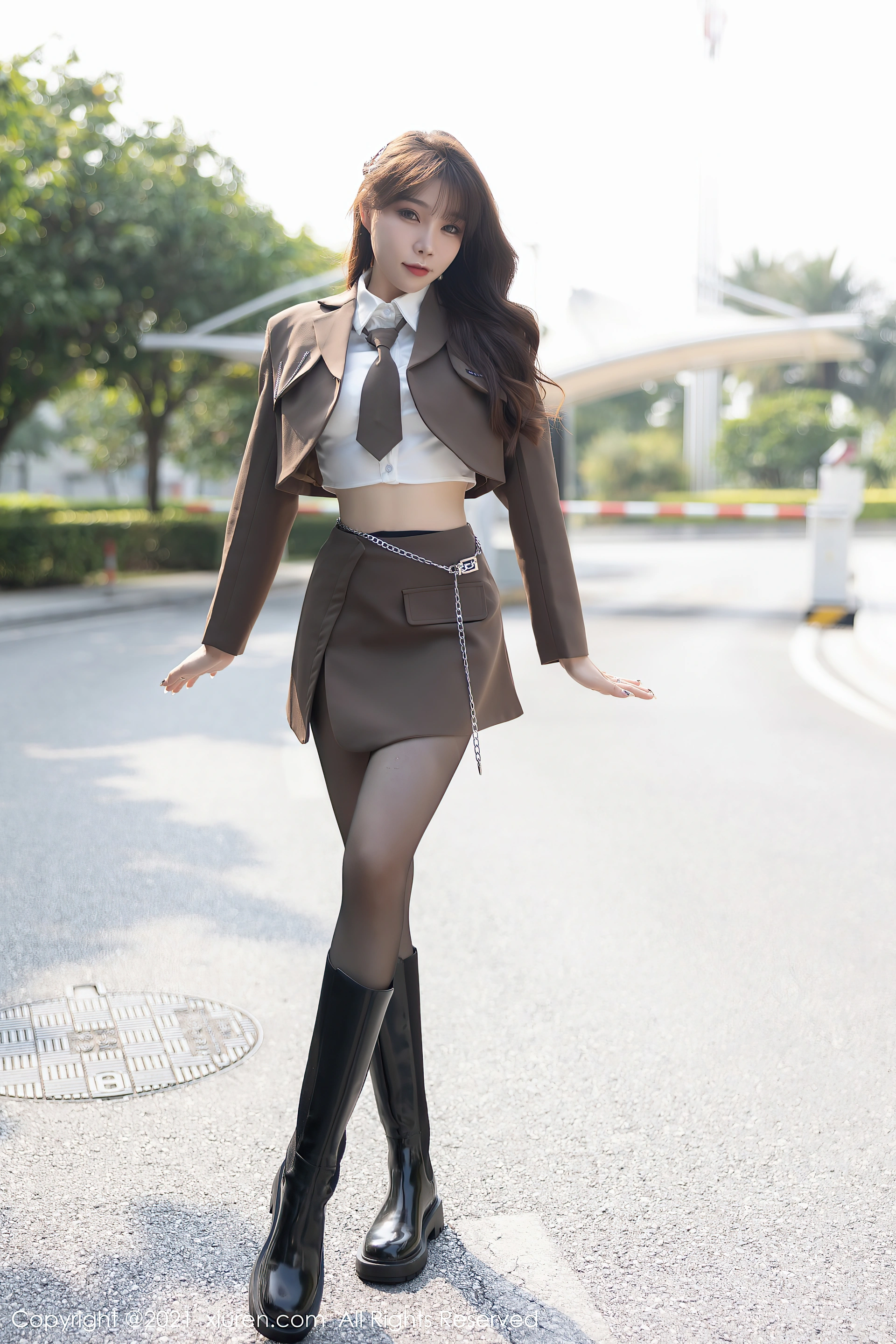 XiuRen秀人网 2021.12.03 No.4299 芝芝Booty 御姐美腿[90+1P 782MB]