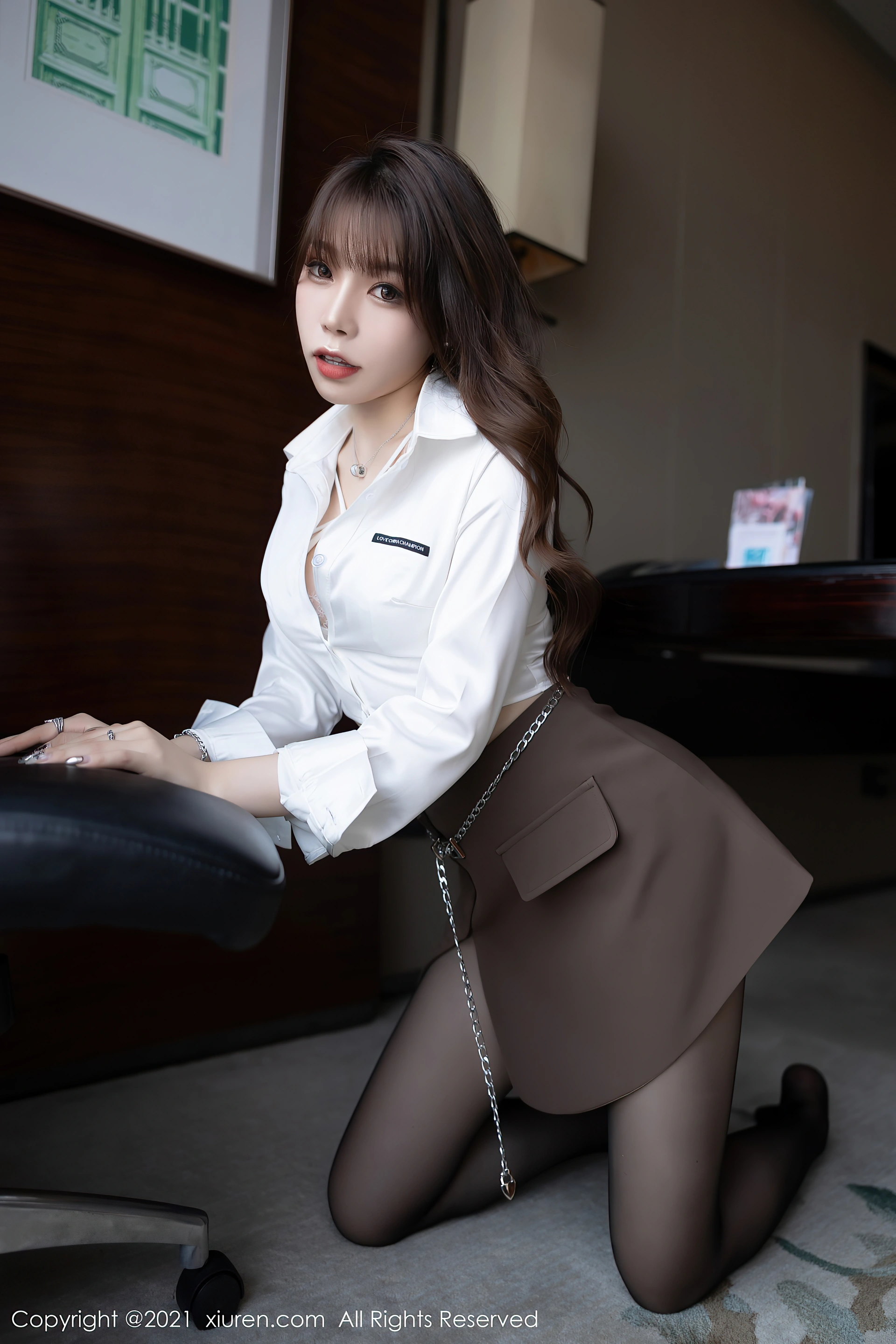 XiuRen秀人网 2021.12.03 No.4299 芝芝Booty 御姐美腿[90+1P 782MB]