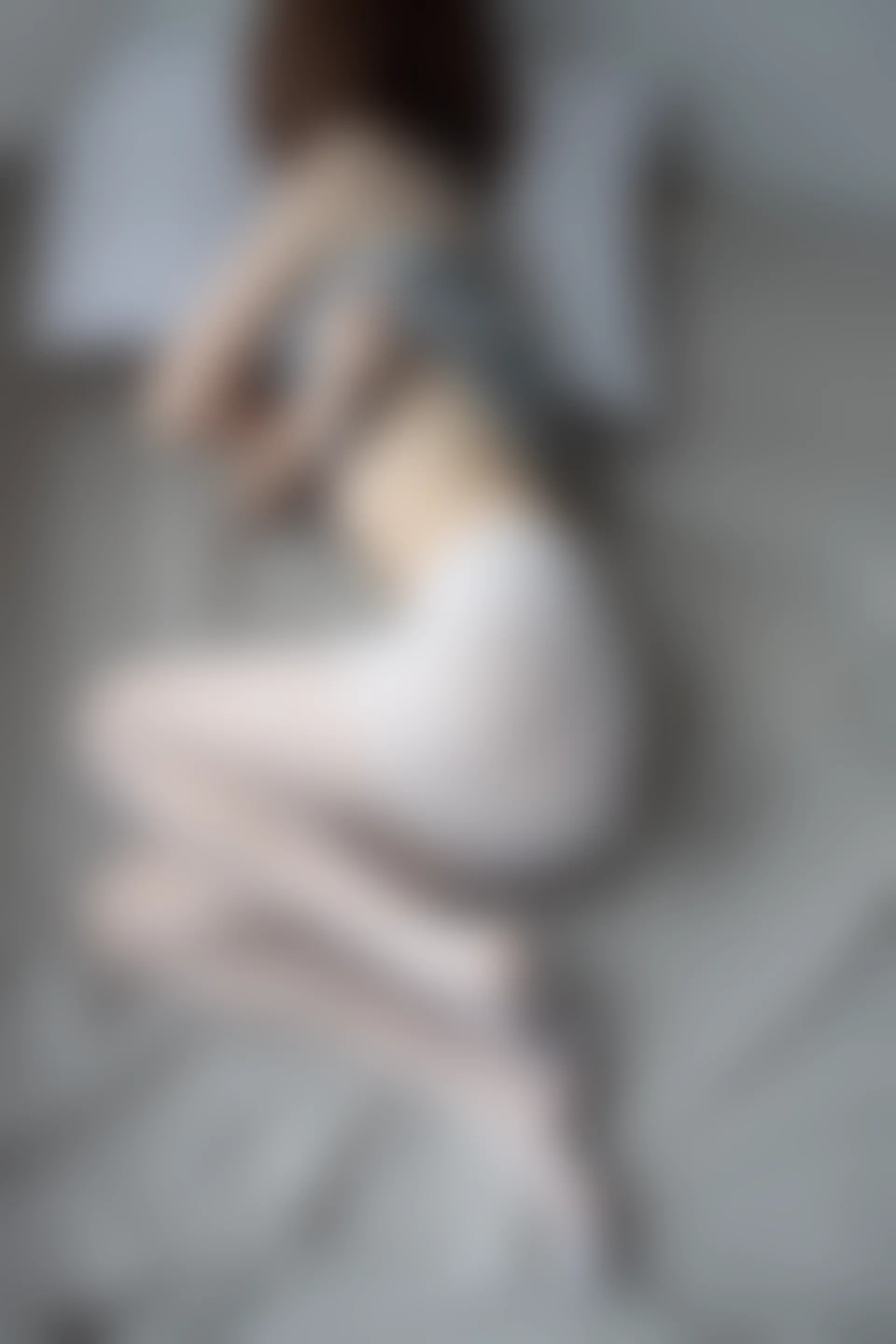 森萝财团 X-062 [100P1V-2.44G]森萝财团, 白丝, 美腿, 美足, 露背毛衣