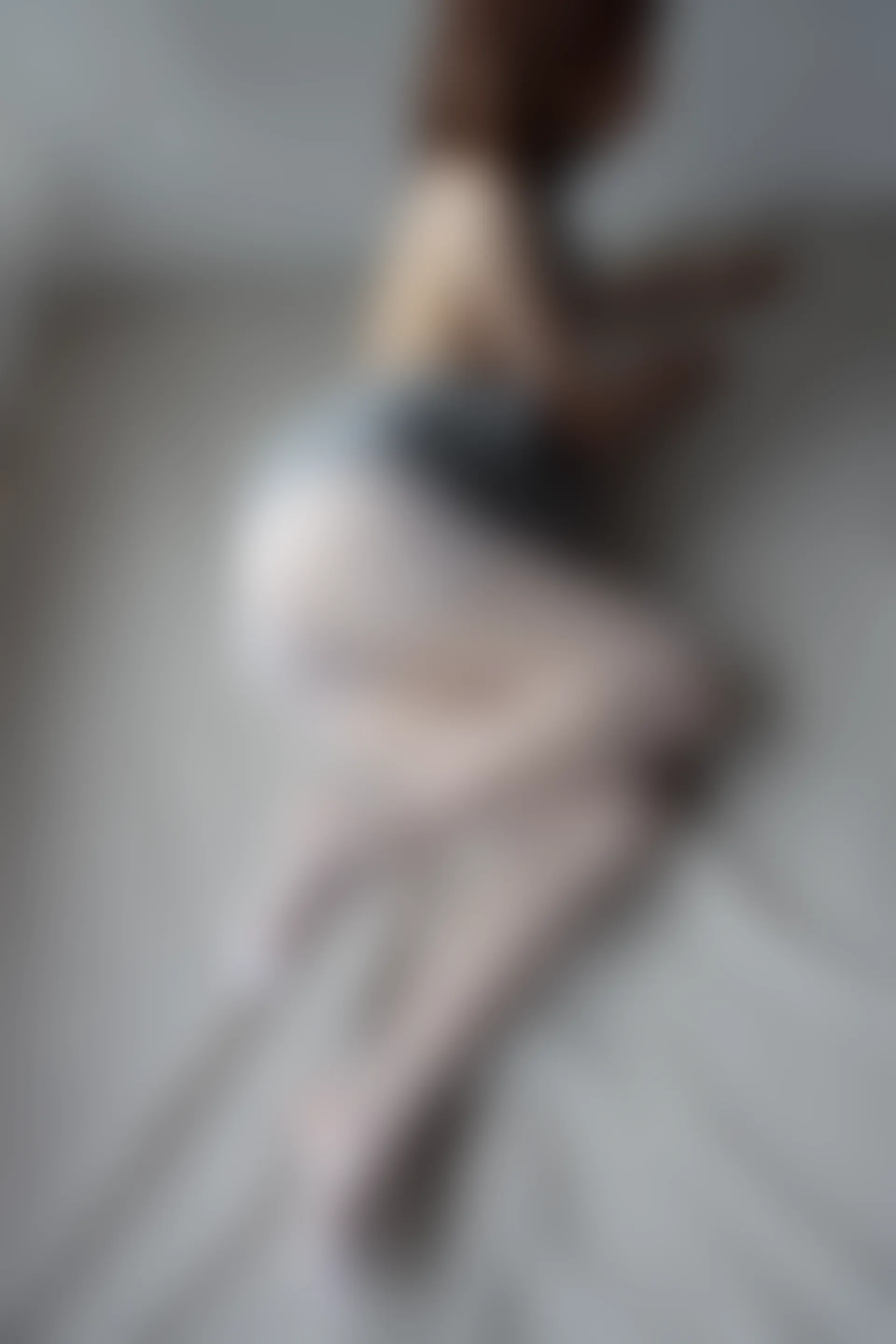 森萝财团 X-062 [100P1V-2.44G]森萝财团, 白丝, 美腿, 美足, 露背毛衣