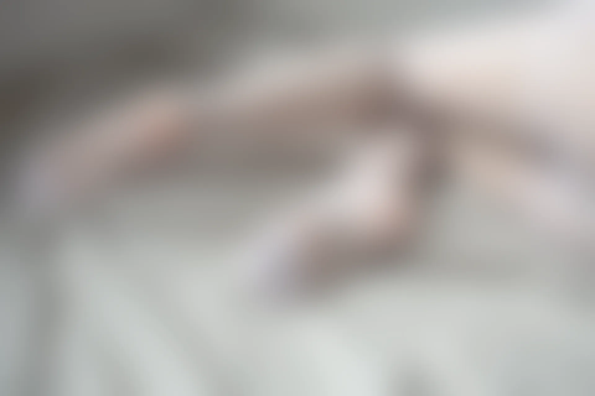 森萝财团 X-062 [100P1V-2.44G]森萝财团, 白丝, 美腿, 美足, 露背毛衣