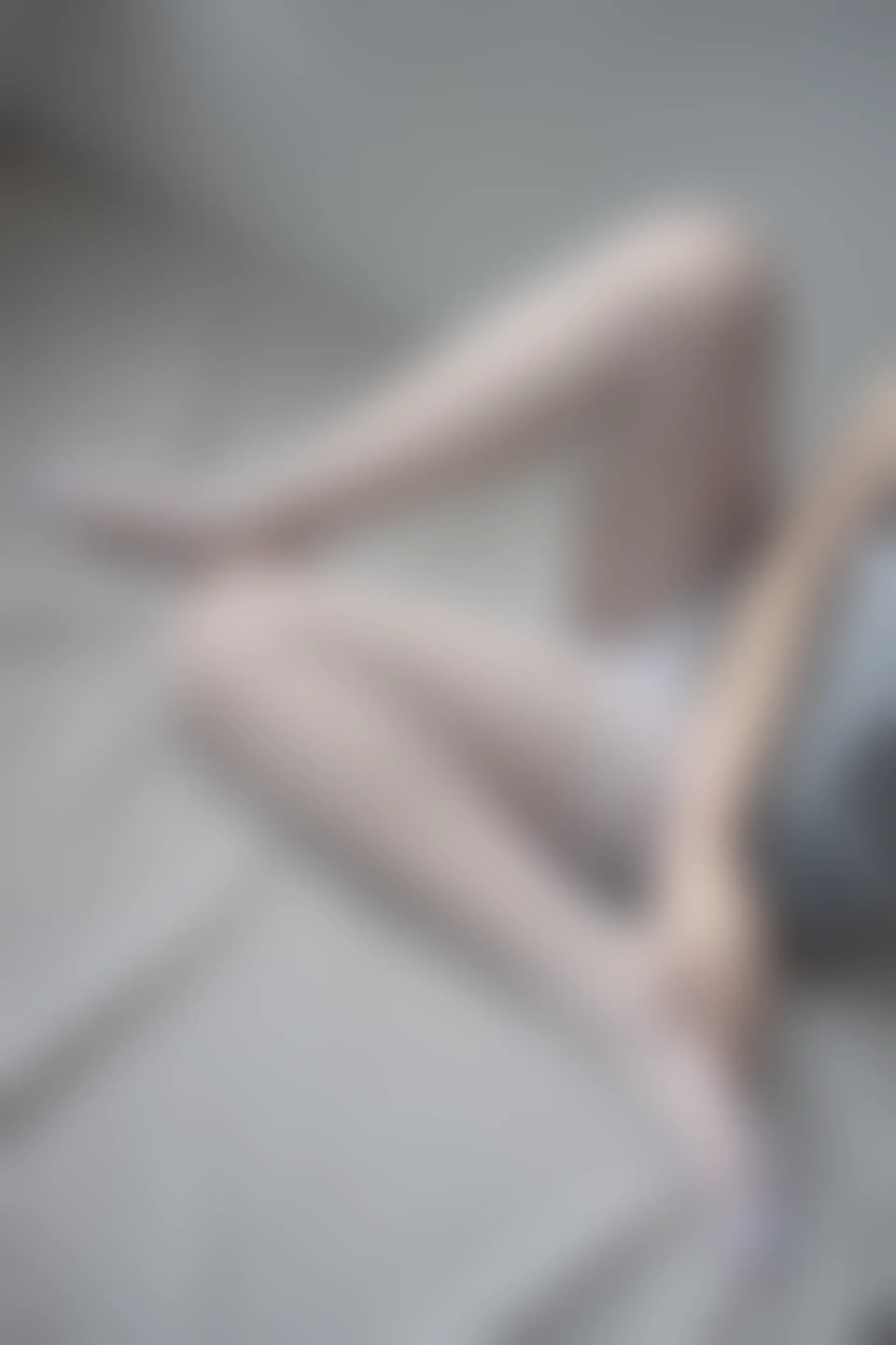 森萝财团 X-062 [100P1V-2.44G]森萝财团, 白丝, 美腿, 美足, 露背毛衣