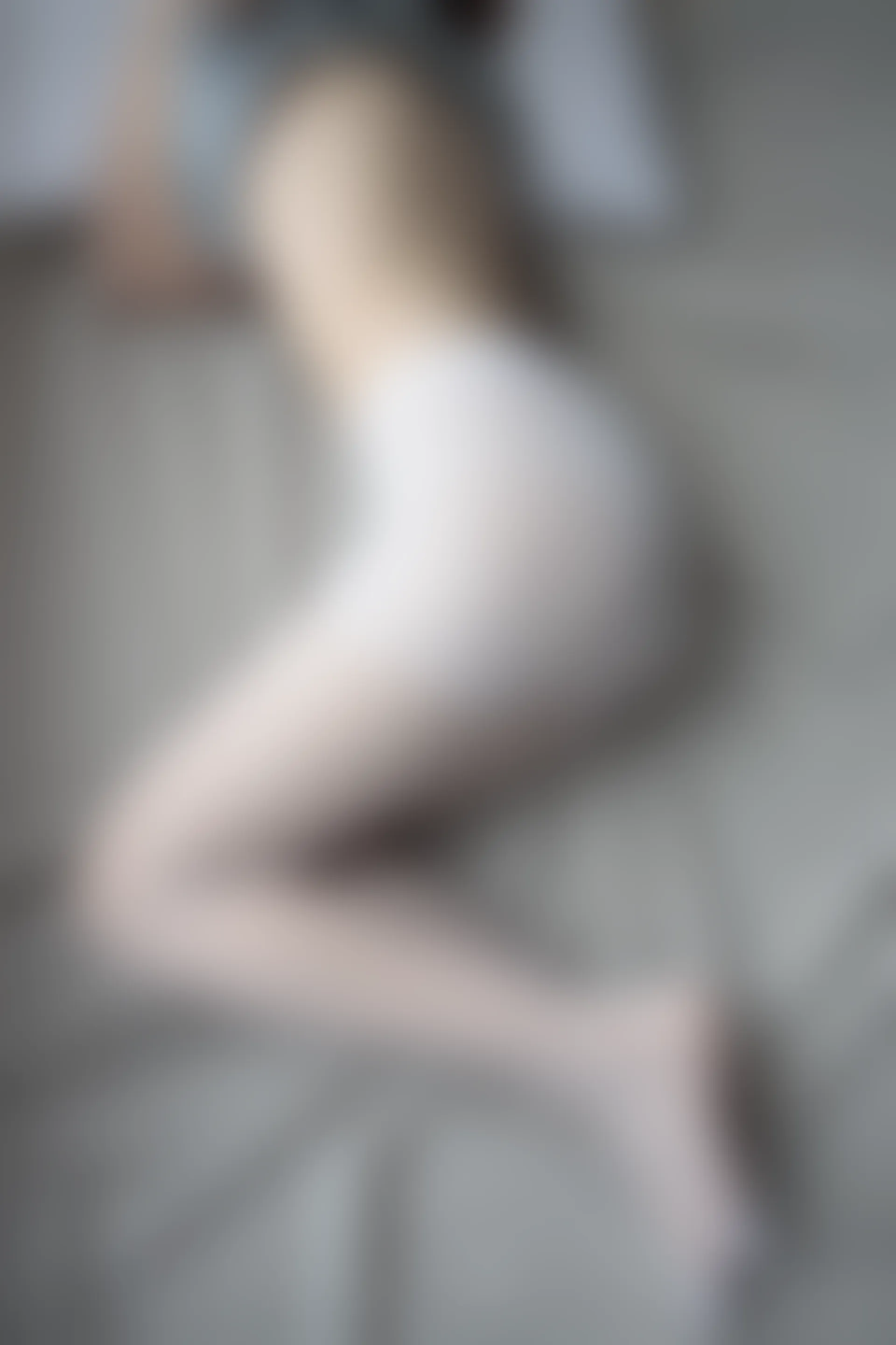 森萝财团 X-062 [100P1V-2.44G]森萝财团, 白丝, 美腿, 美足, 露背毛衣