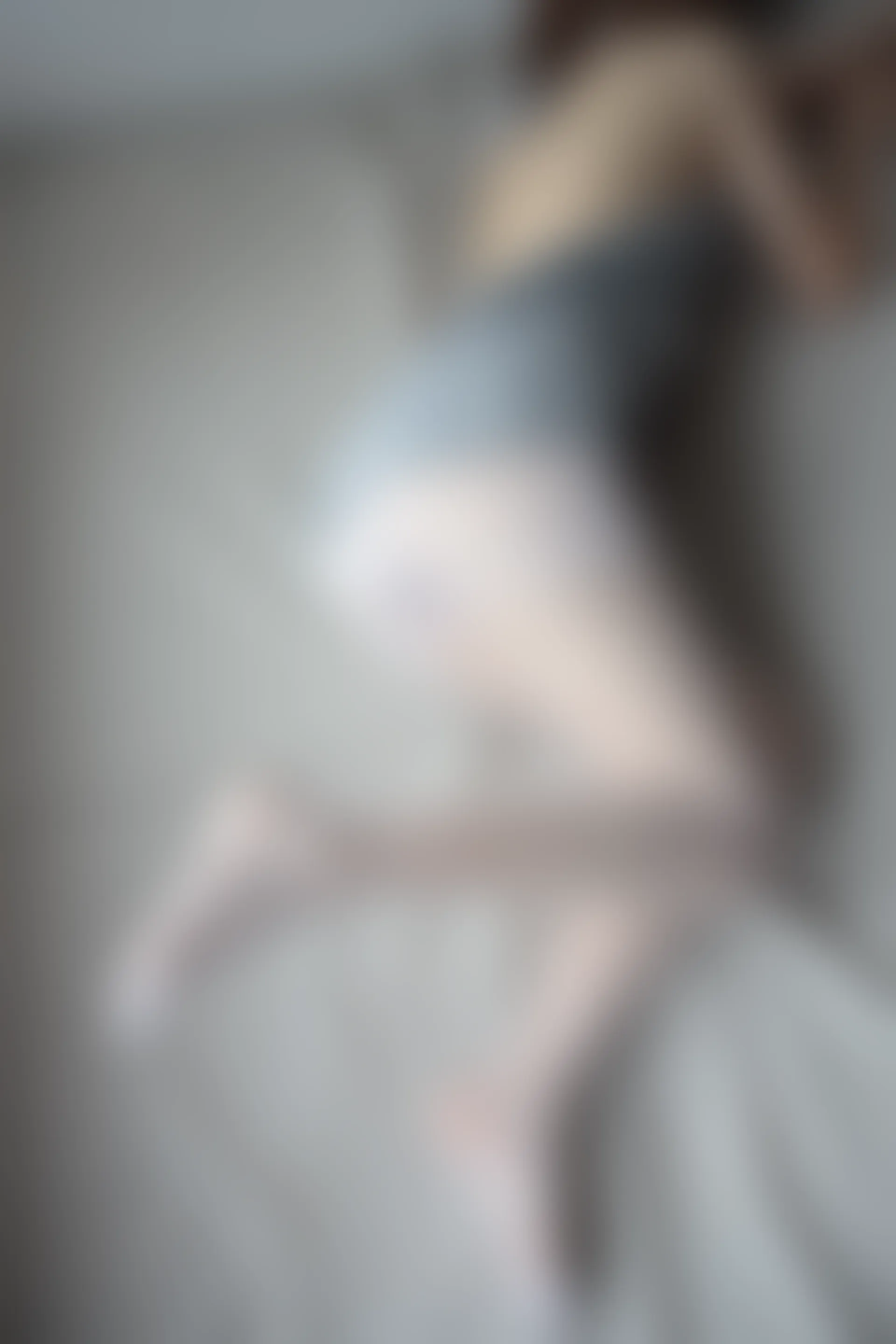 森萝财团 X-062 [100P1V-2.44G]森萝财团, 白丝, 美腿, 美足, 露背毛衣