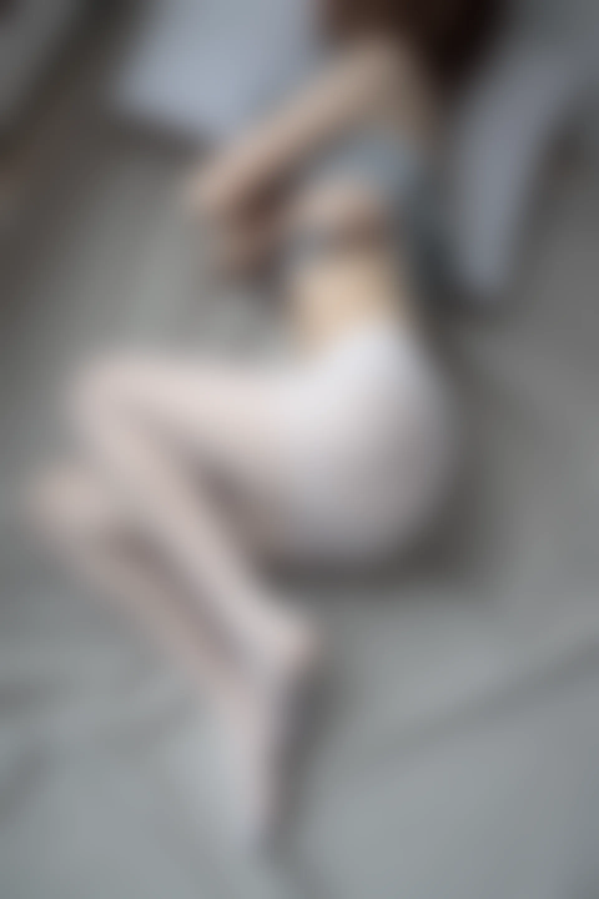 森萝财团 X-062 [100P1V-2.44G]森萝财团, 白丝, 美腿, 美足, 露背毛衣