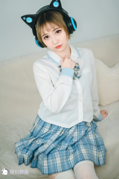 C00.005 邻家宅小妹 [40P-282MB]
