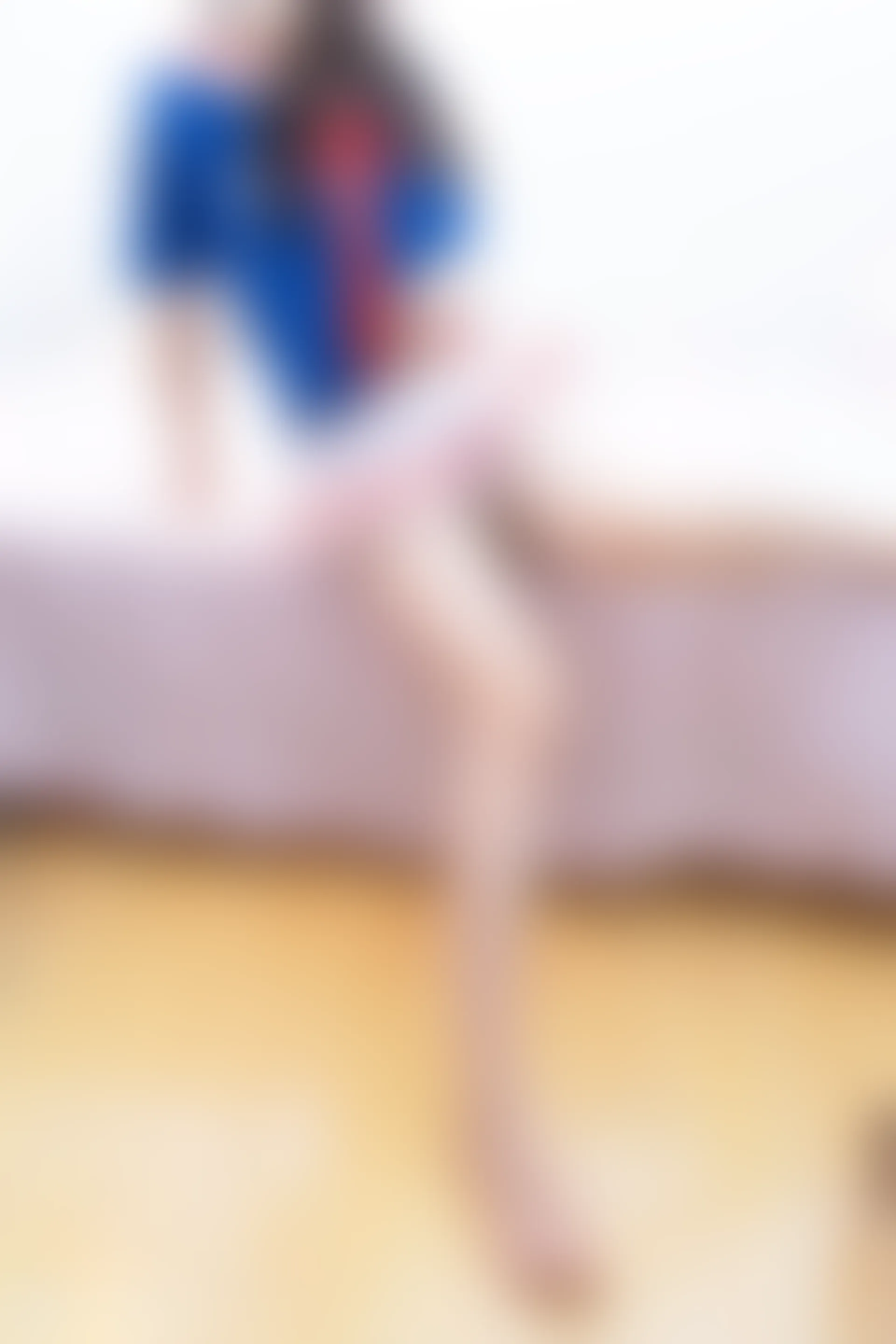C27.003 短裙红丝带 [40P-384MB]