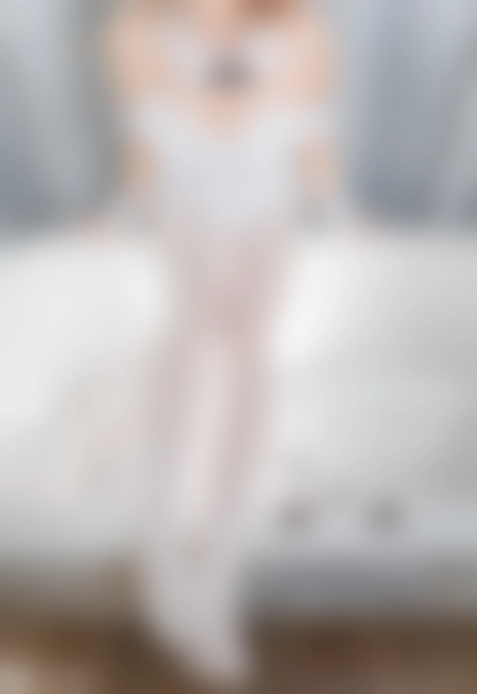 C20.002 白色兔女郎 [43P-328MB]