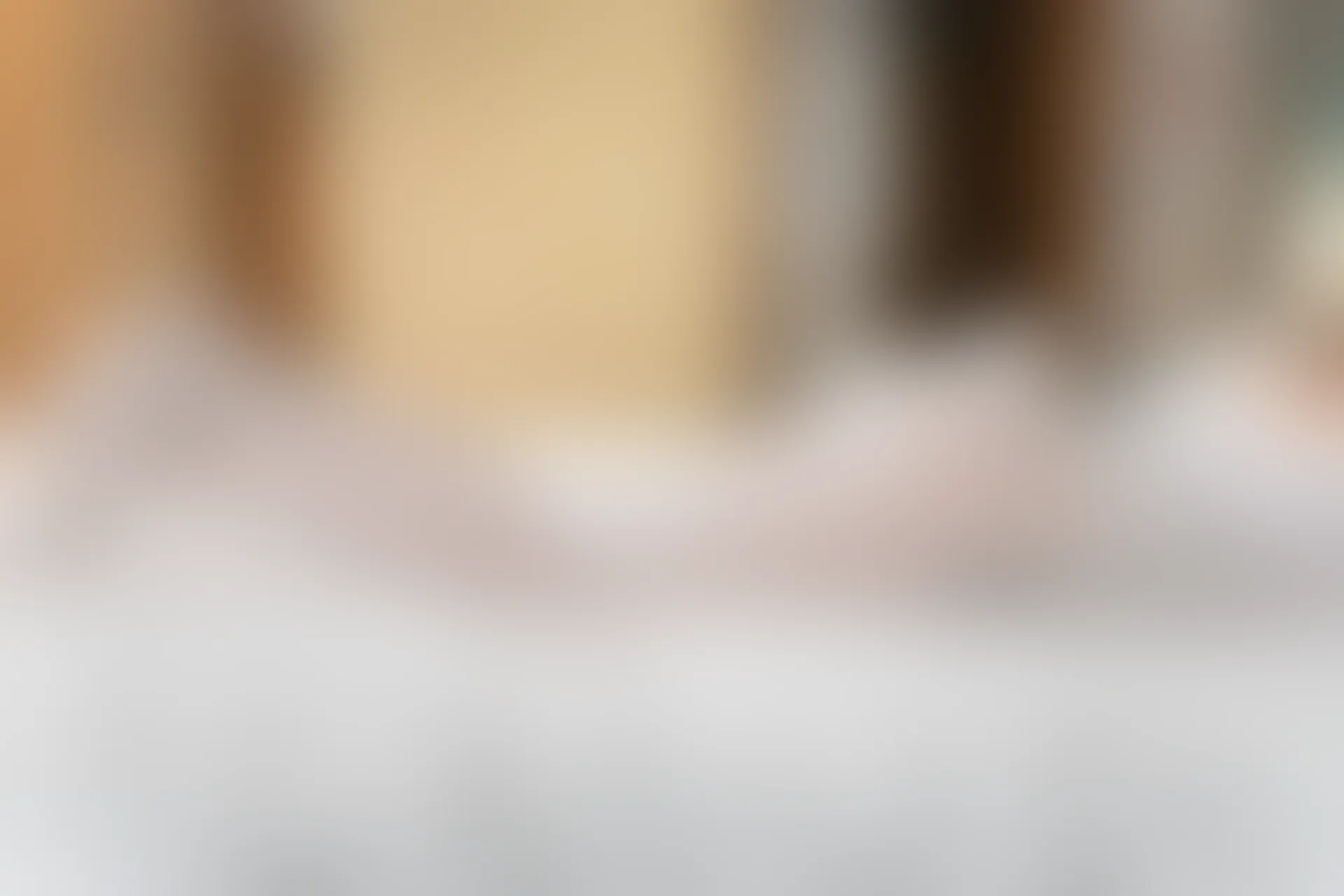C20.002 白色兔女郎 [43P-328MB]