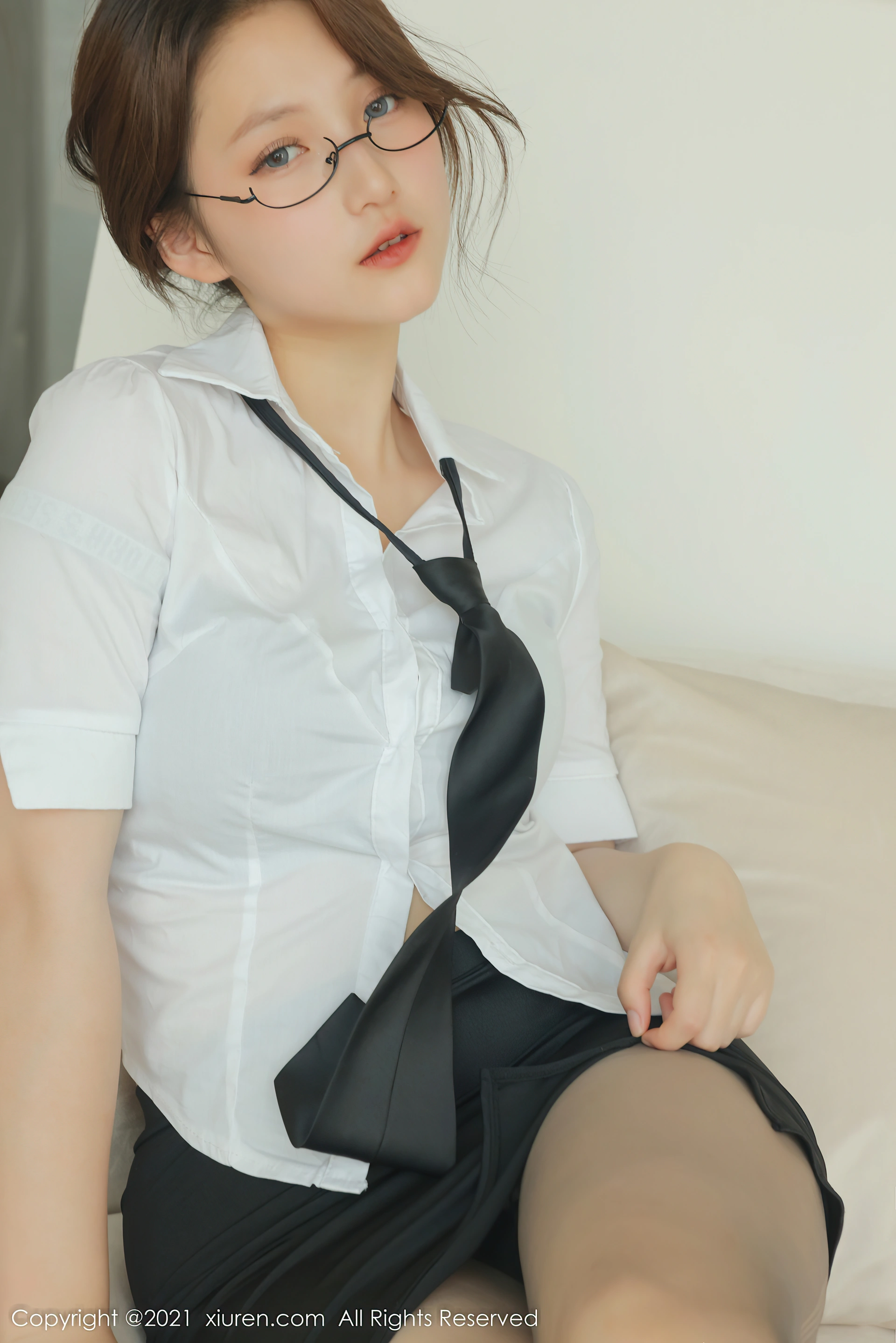 XiuRen秀人网 2021.12.08 No.4311 兔妹妹 新人清纯[86+1P 830MB]