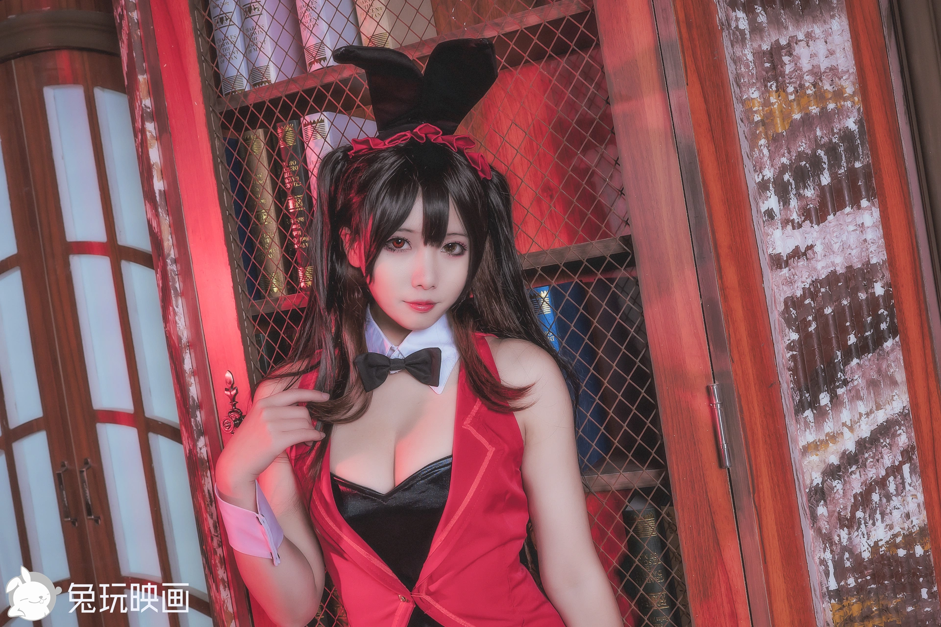 C36.003 狂三兔女郎 [40P-561MB]
