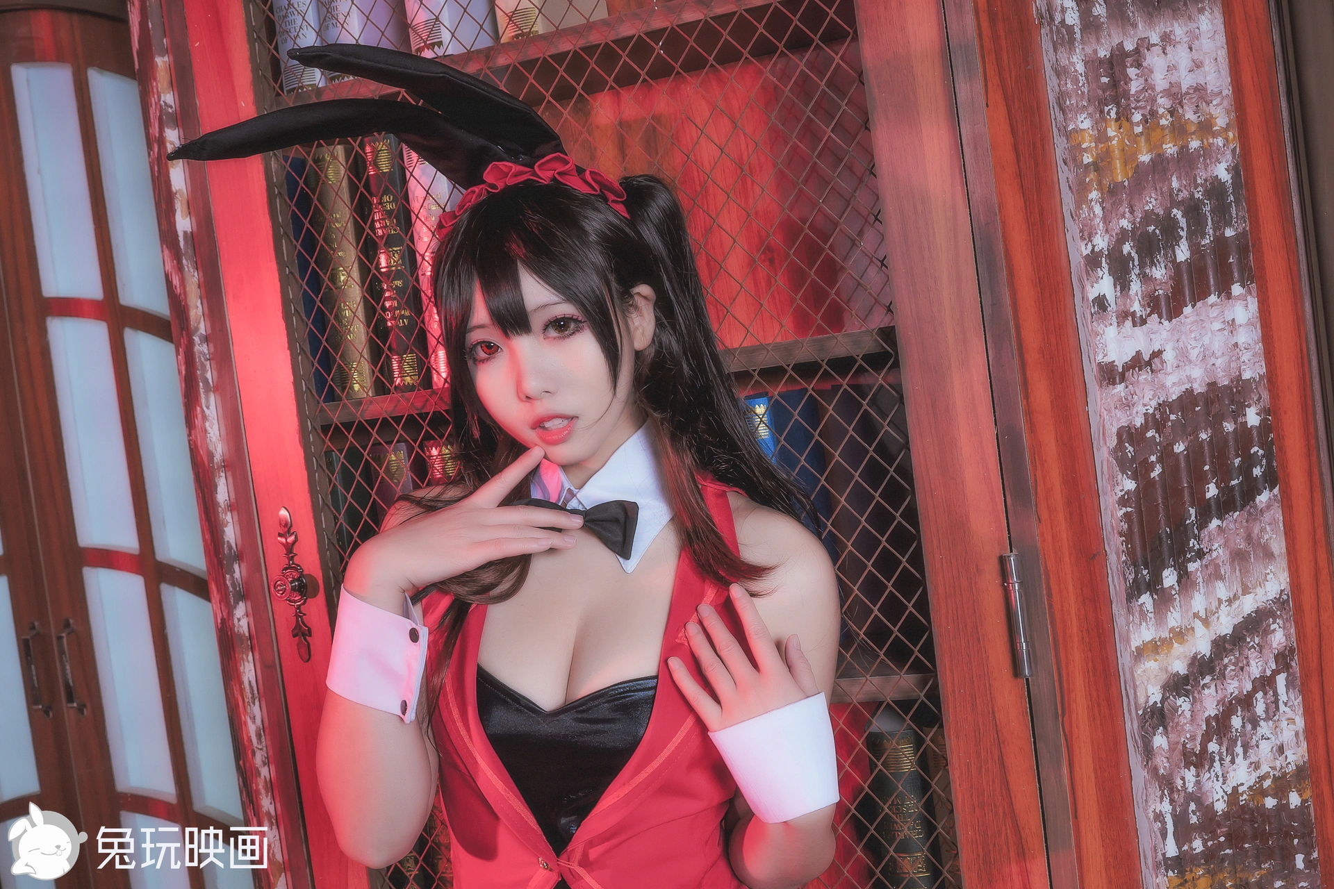 C36.003 狂三兔女郎 [40P-561MB]