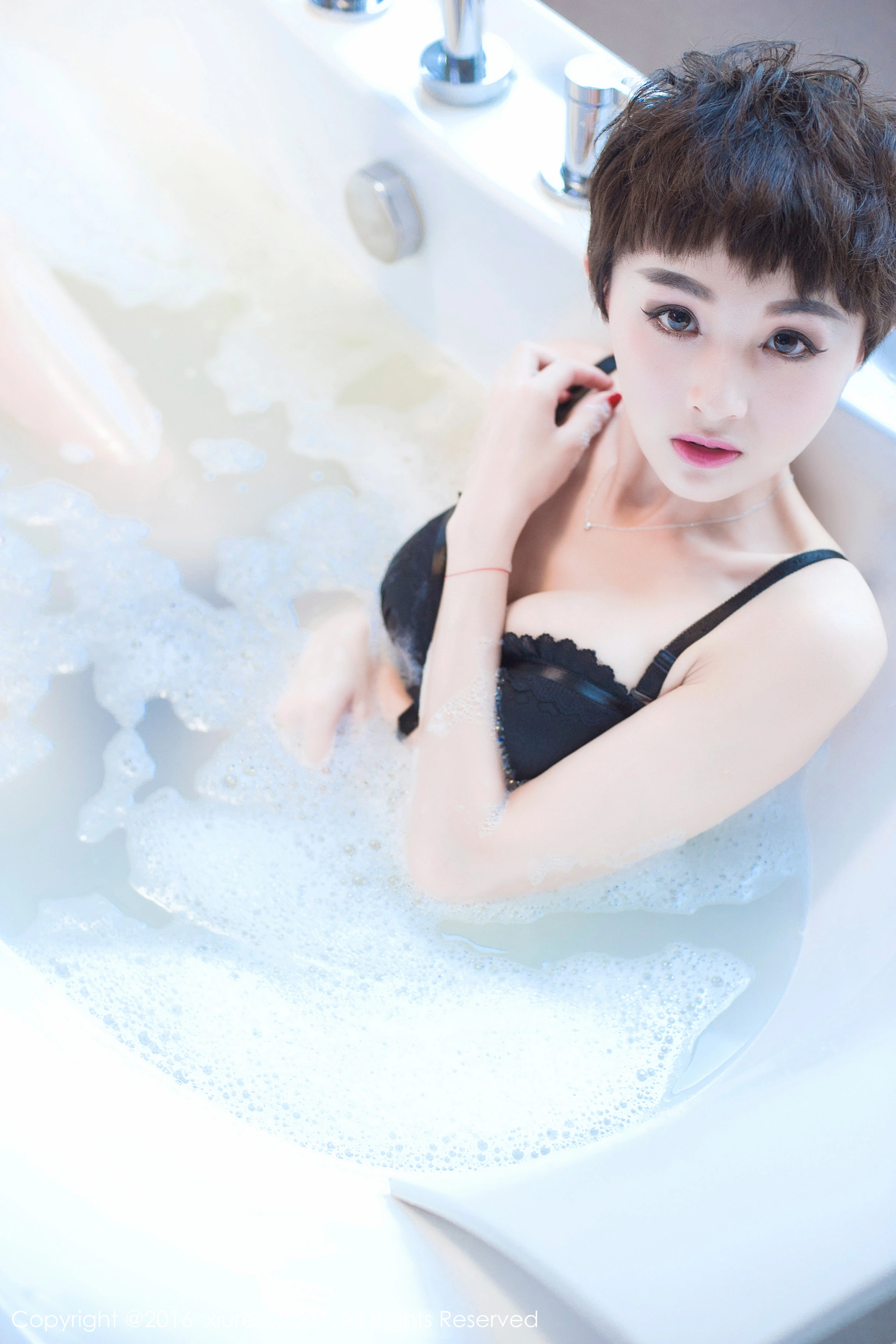 XiuRen秀人网 2016.12.10 No.657 baby_kiki [70P-196M]