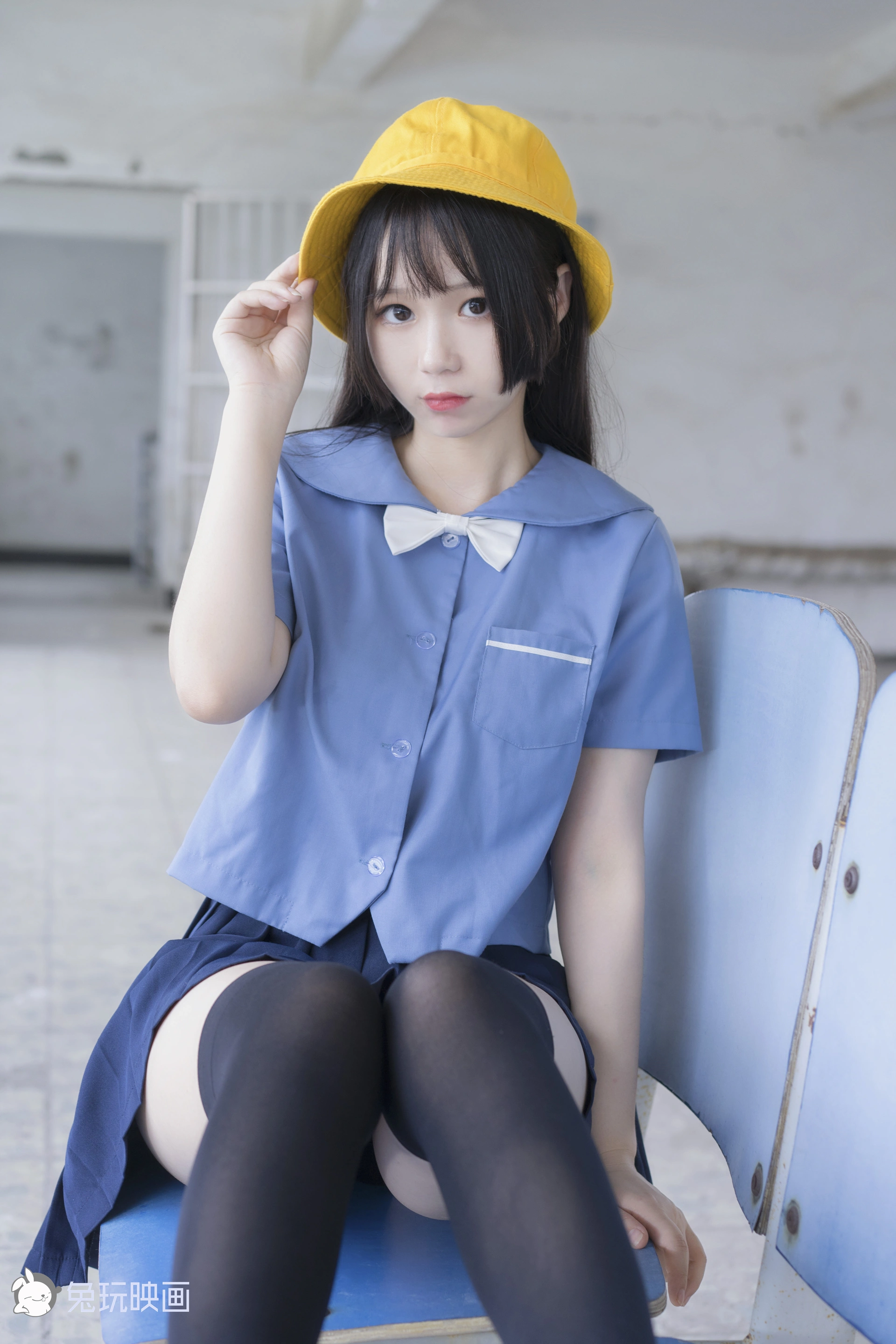C12.007 小黄帽女孩 [49P-376MB]