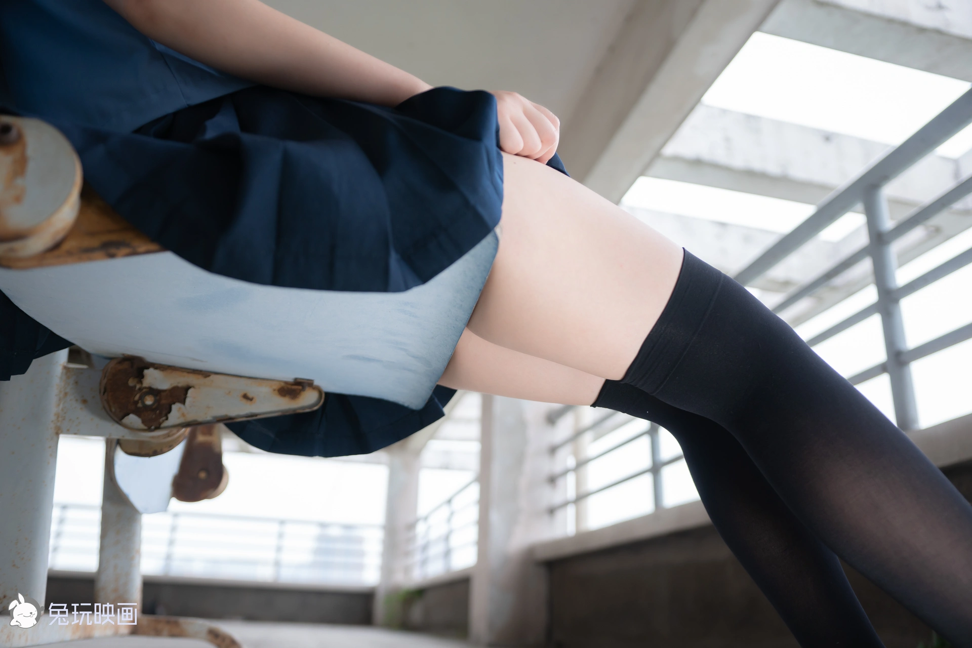 C12.007 小黄帽女孩 [49P-376MB]