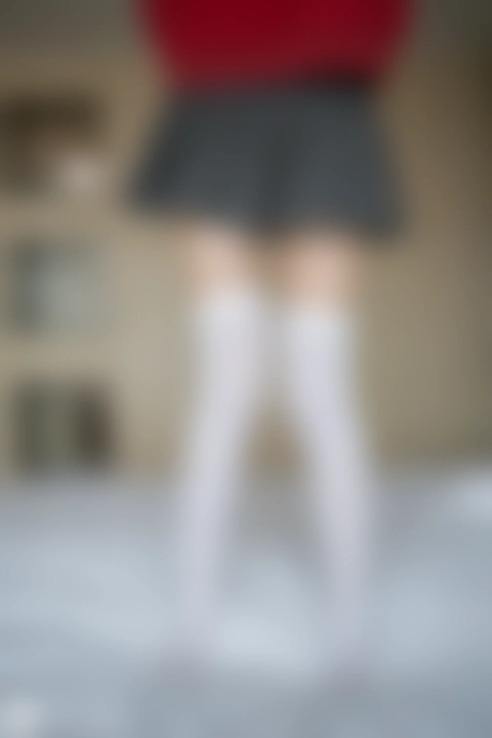 D51.003 红色T恤和白丝 [40P-84MB]