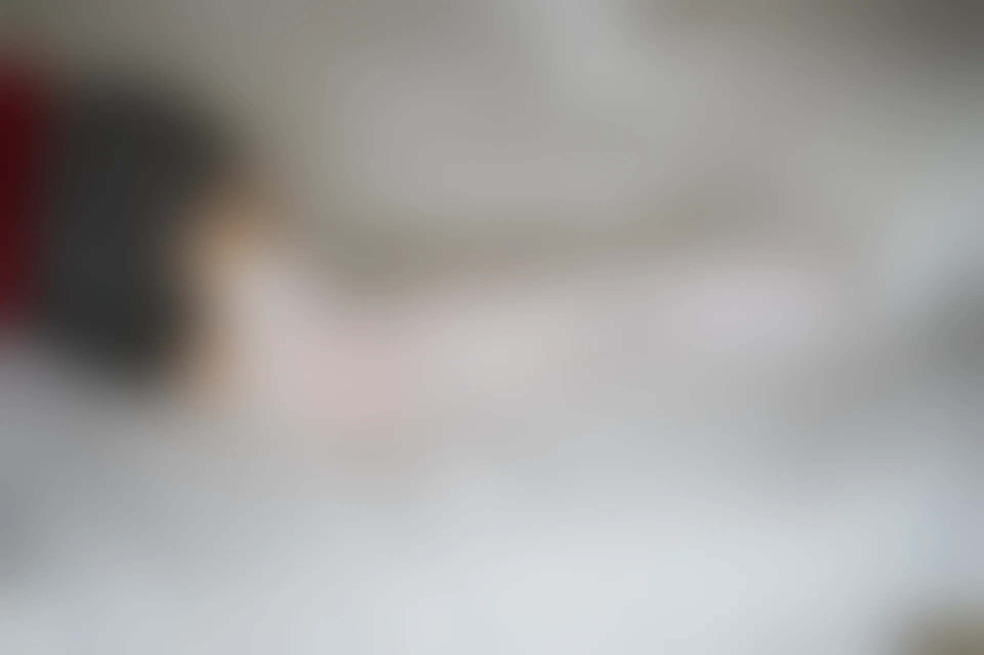 D51.003 红色T恤和白丝 [40P-84MB]