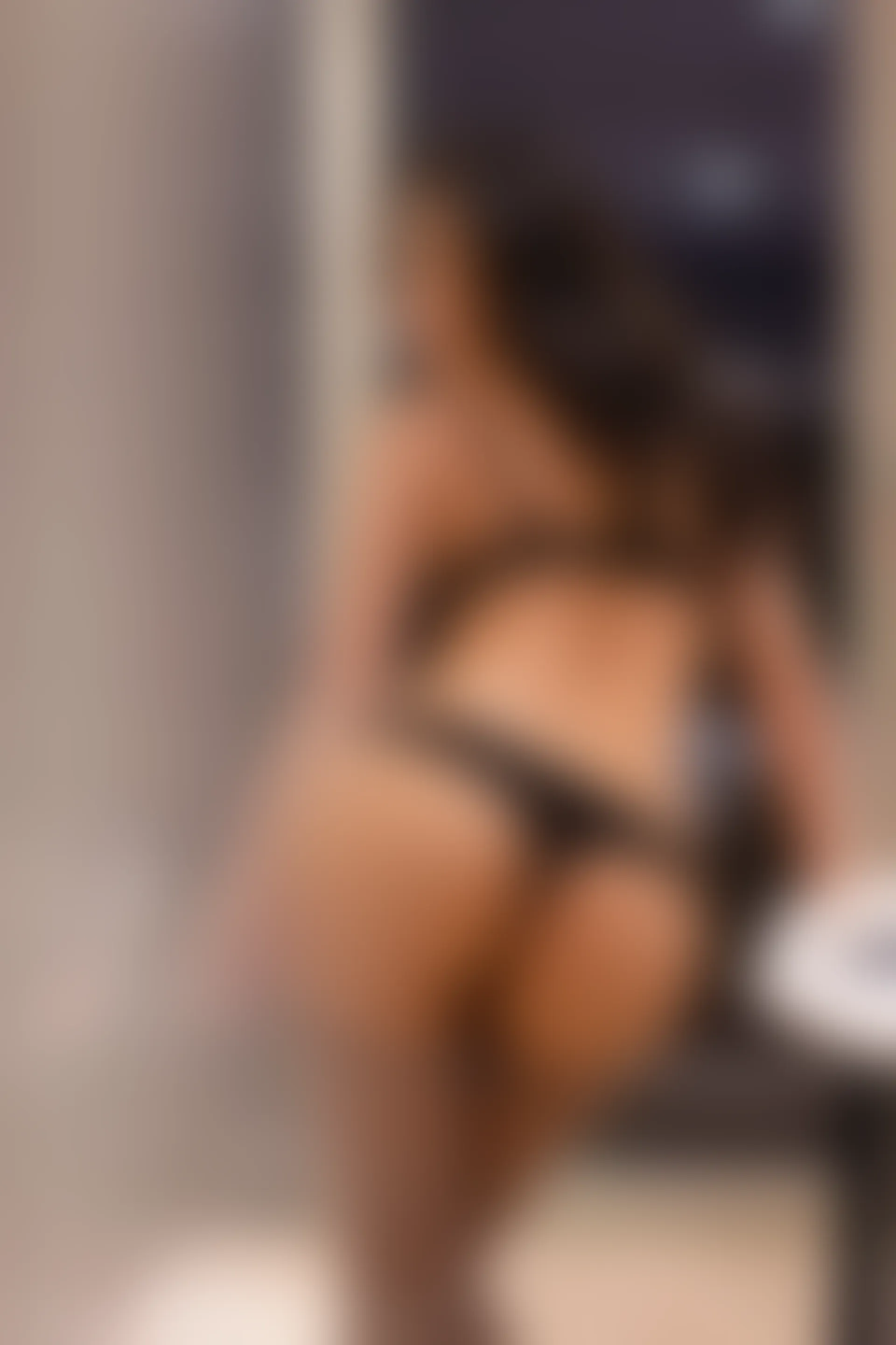 XiuRen秀人网 2022.01.18 No.4478 艾静香 三亚旅拍[51+1P 431MB]
