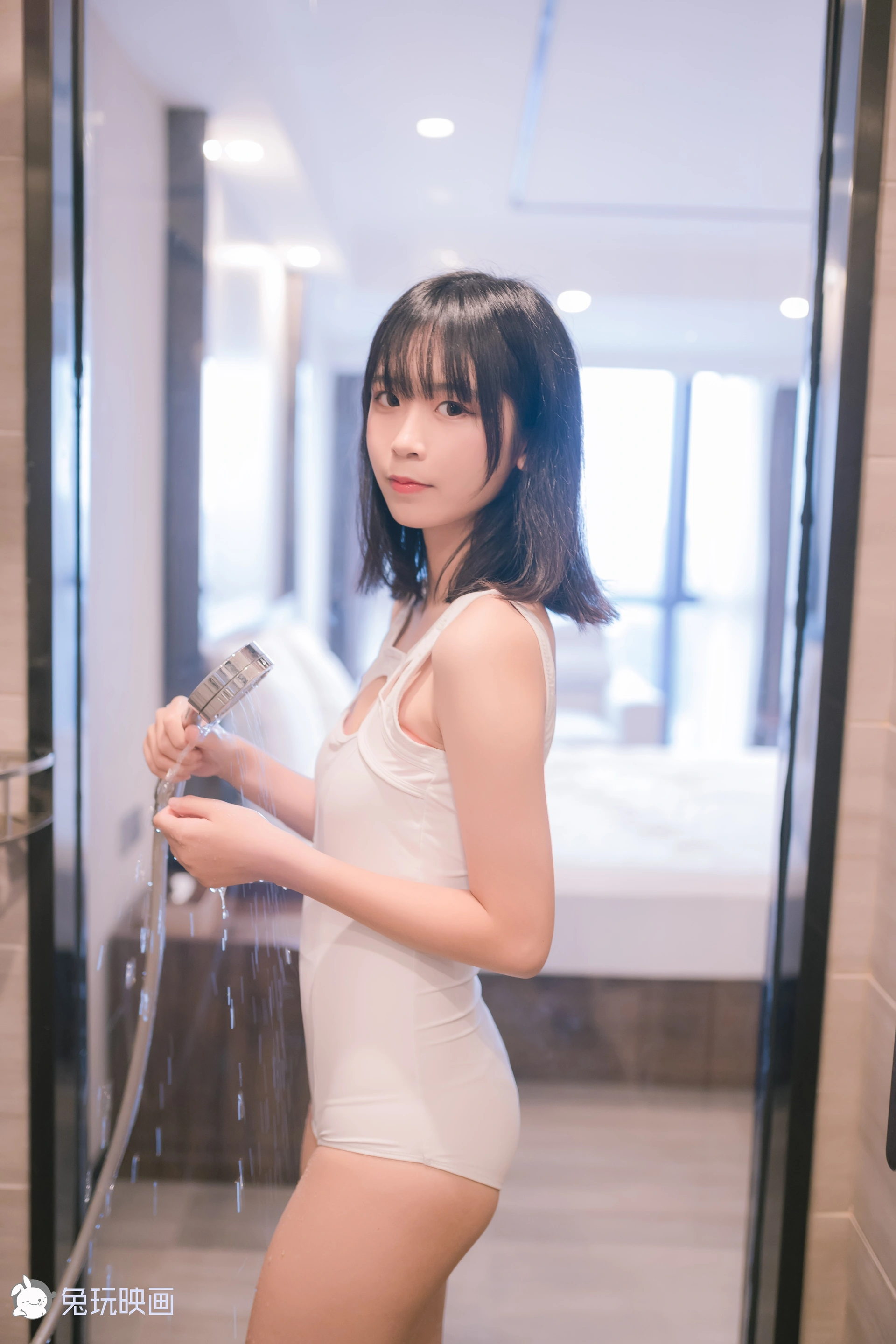 兔玩映画 夏日泳装 Vol.021 白色死库水 [50P-425MB]