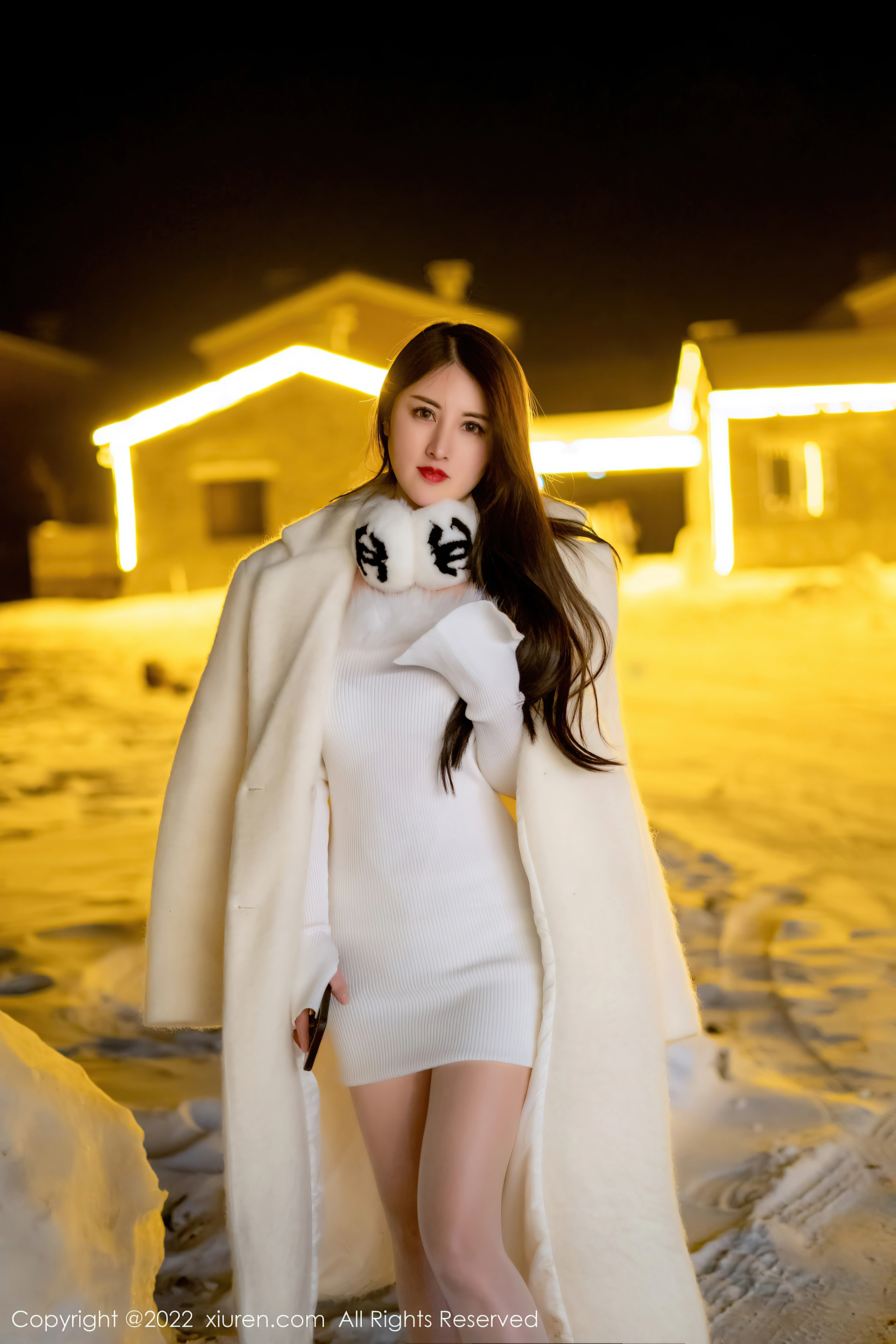 XiuRen秀人网 2022.02.14 No.4578 诗诗kiki 雪地美腿[58+1P 510MB]