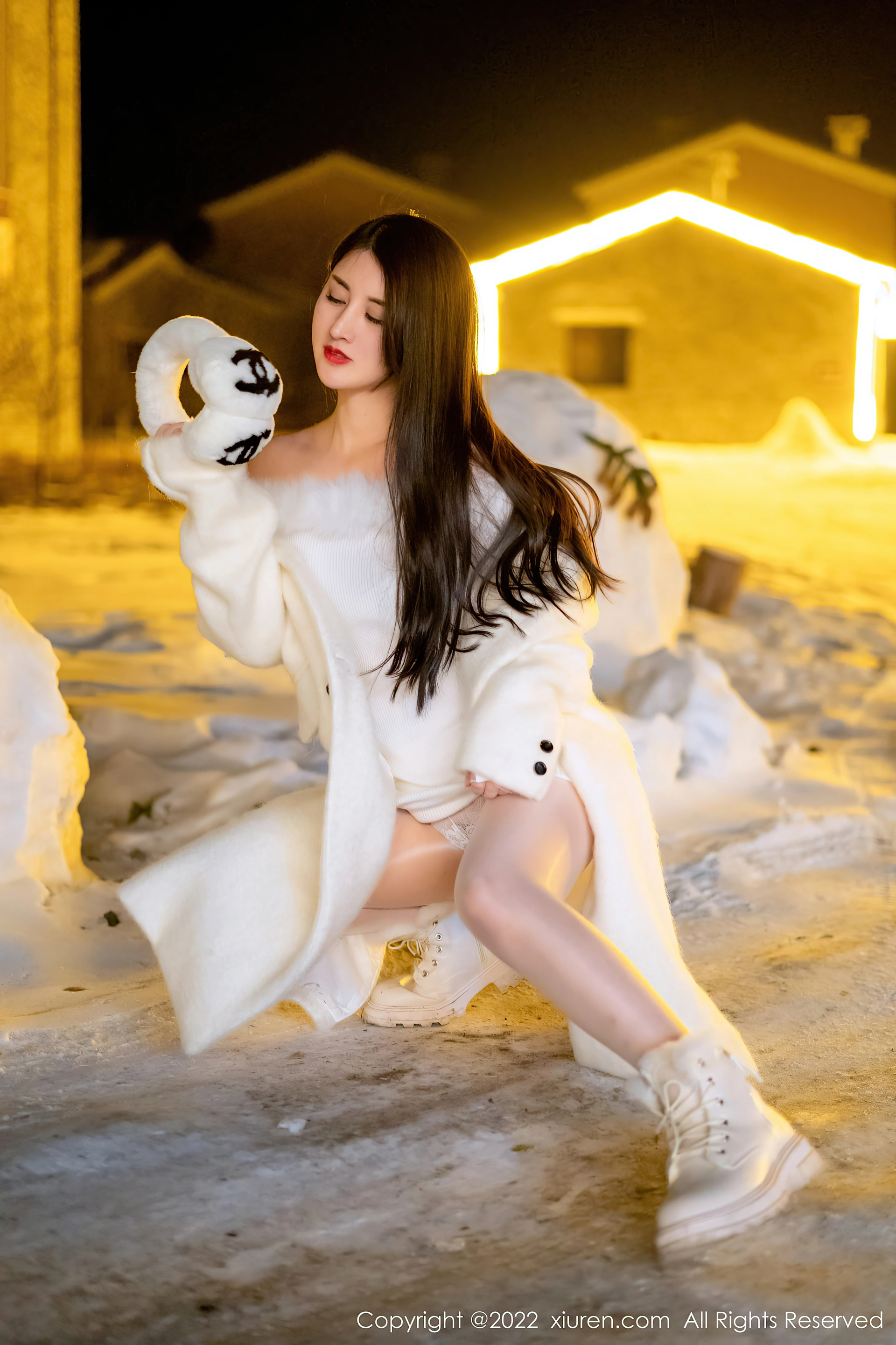 XiuRen秀人网 2022.02.14 No.4578 诗诗kiki 雪地美腿[58+1P 510MB]