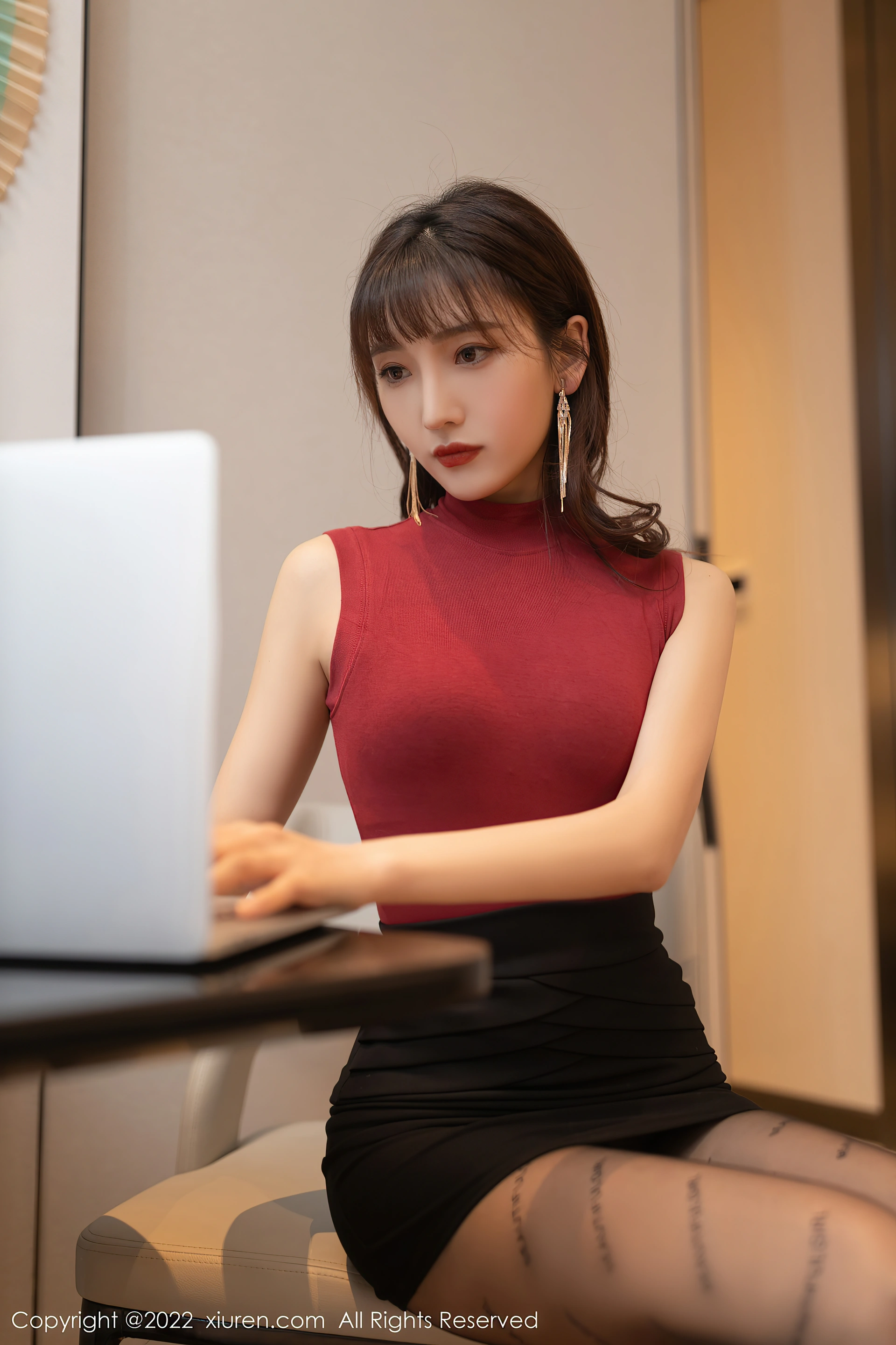 XiuRen秀人网 2022.01.25 No.4510 陆萱萱 黑丝美腿[97+1P 898MB]