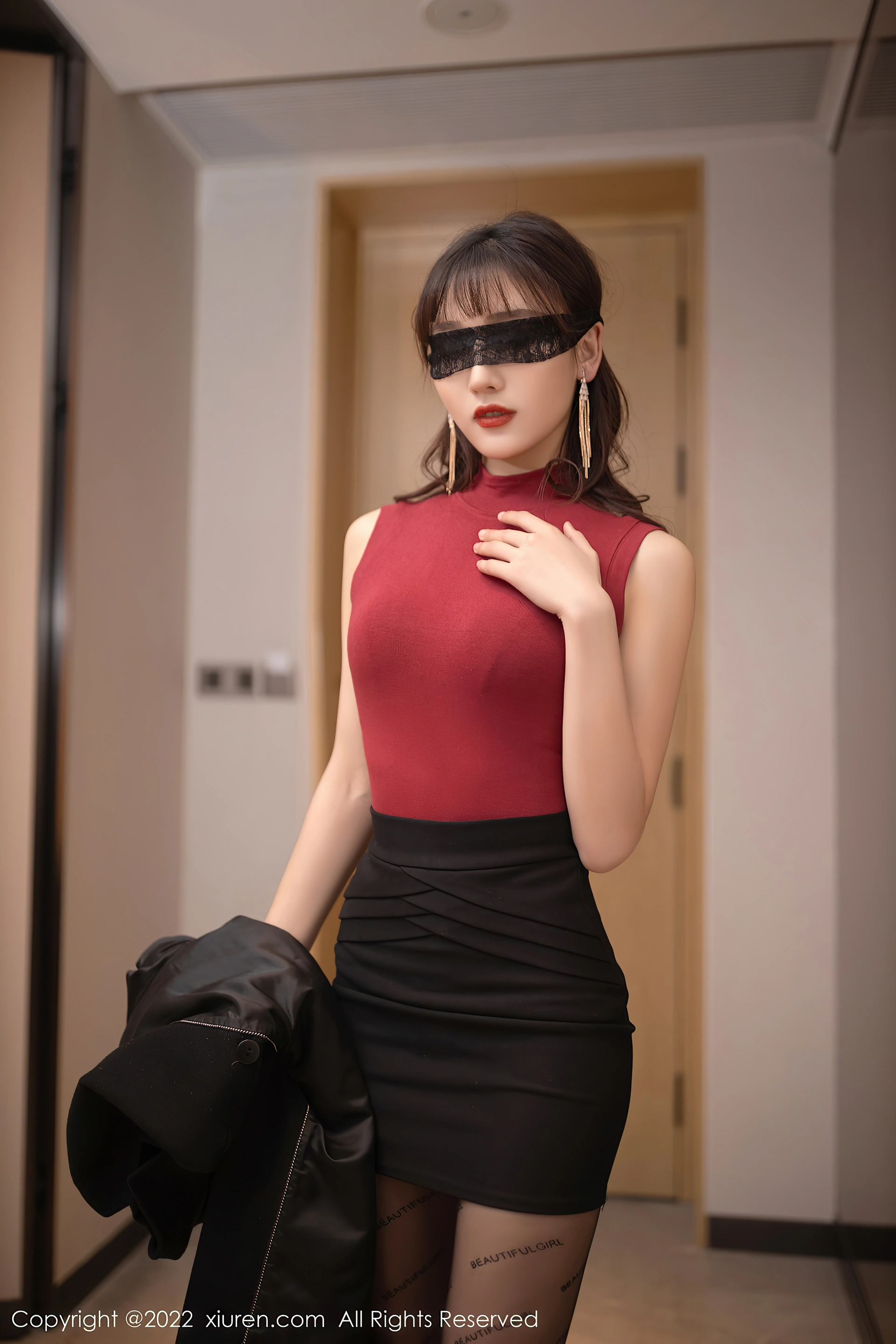 XiuRen秀人网 2022.01.25 No.4510 陆萱萱 黑丝美腿[97+1P 898MB]