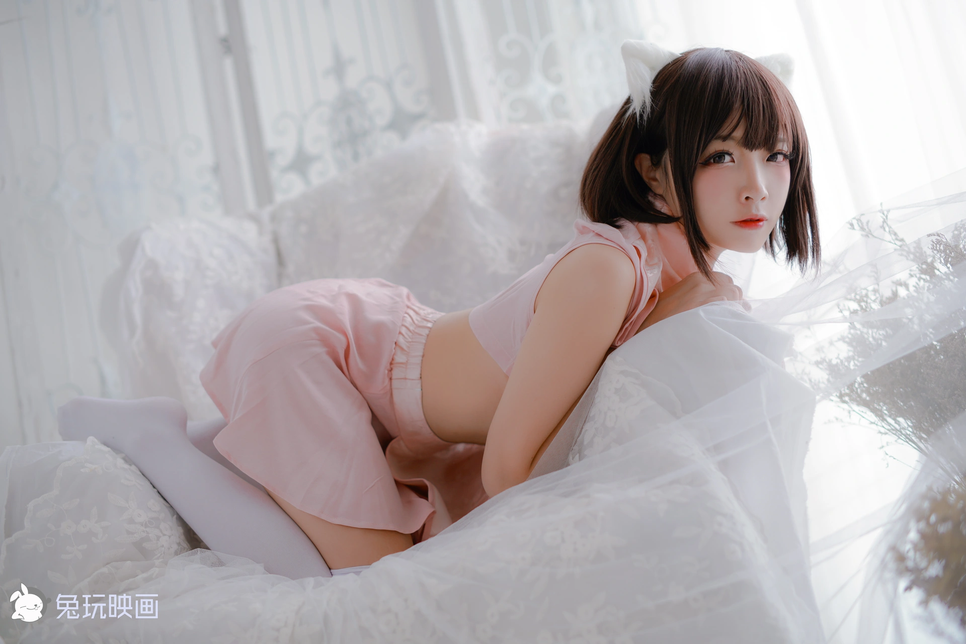C05.002 粉旗袍和黑三本 [40P-411MB]