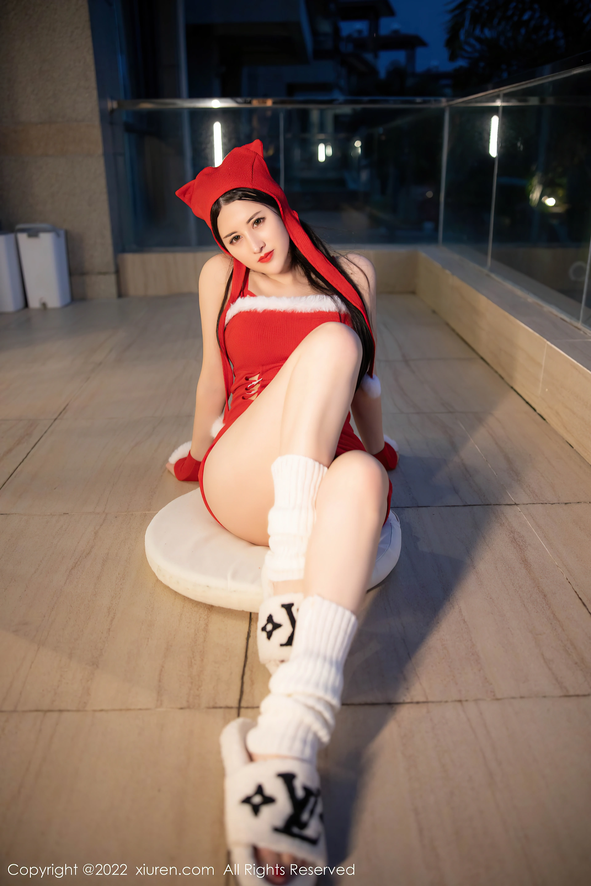 XiuRen秀人网 2022.02.10 No.4565 诗诗kiki 新年美腿[70+1P 695MB]