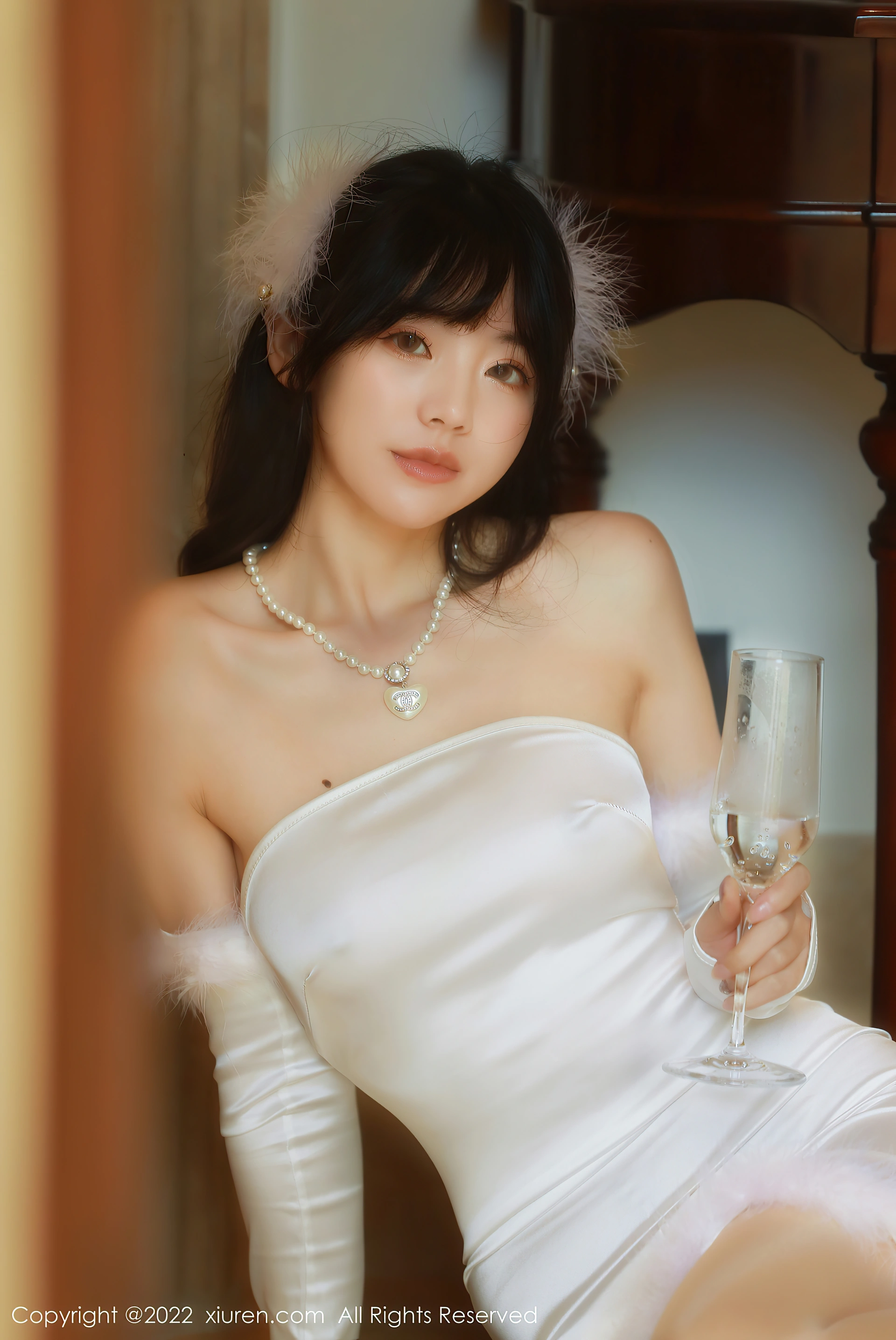 XiuRen秀人网 2022.02.28 No.4645 佘贝拉Bella 海南岛旅拍[75+1P 748MB]