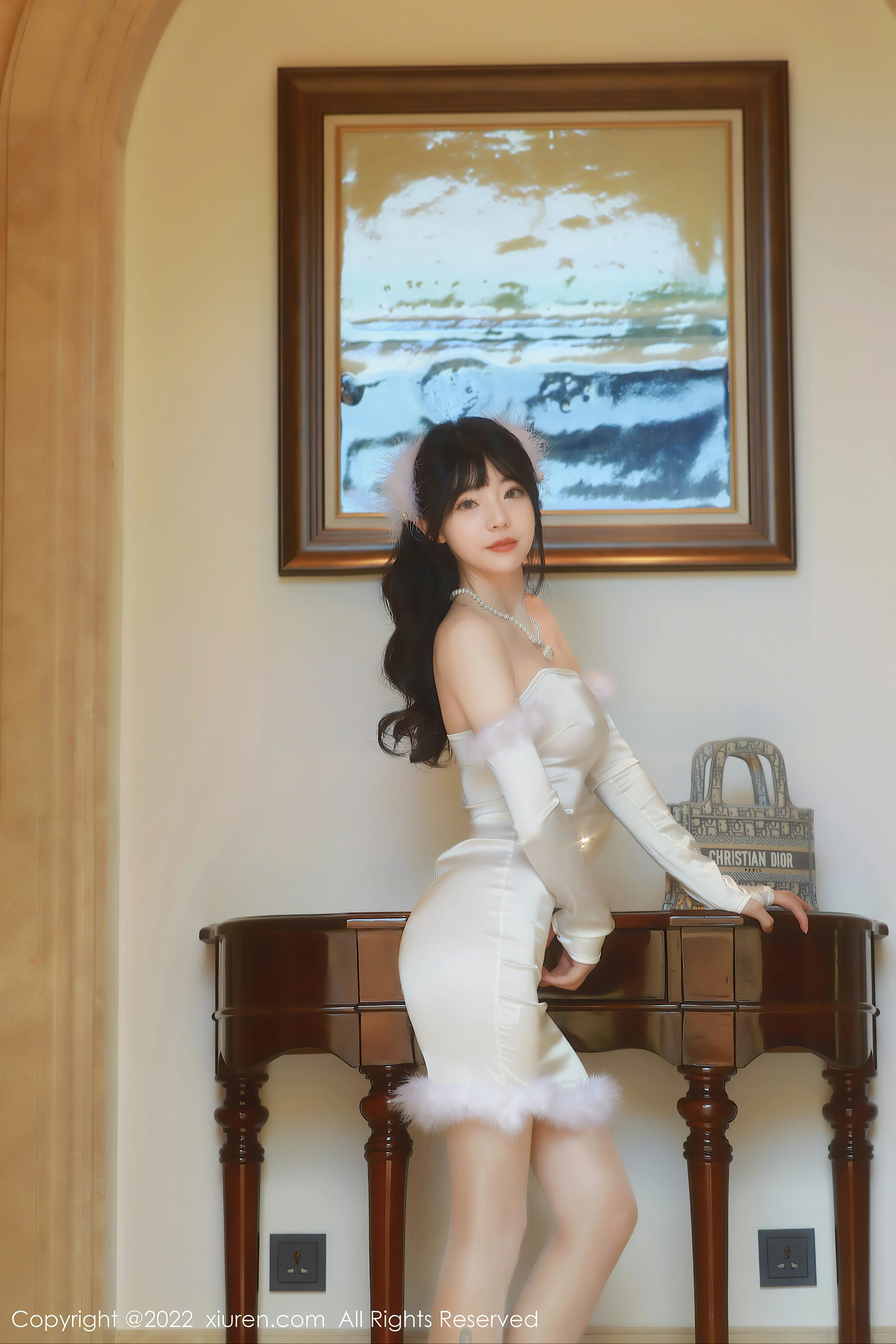 XiuRen秀人网 2022.02.28 No.4645 佘贝拉Bella 海南岛旅拍[75+1P 748MB]