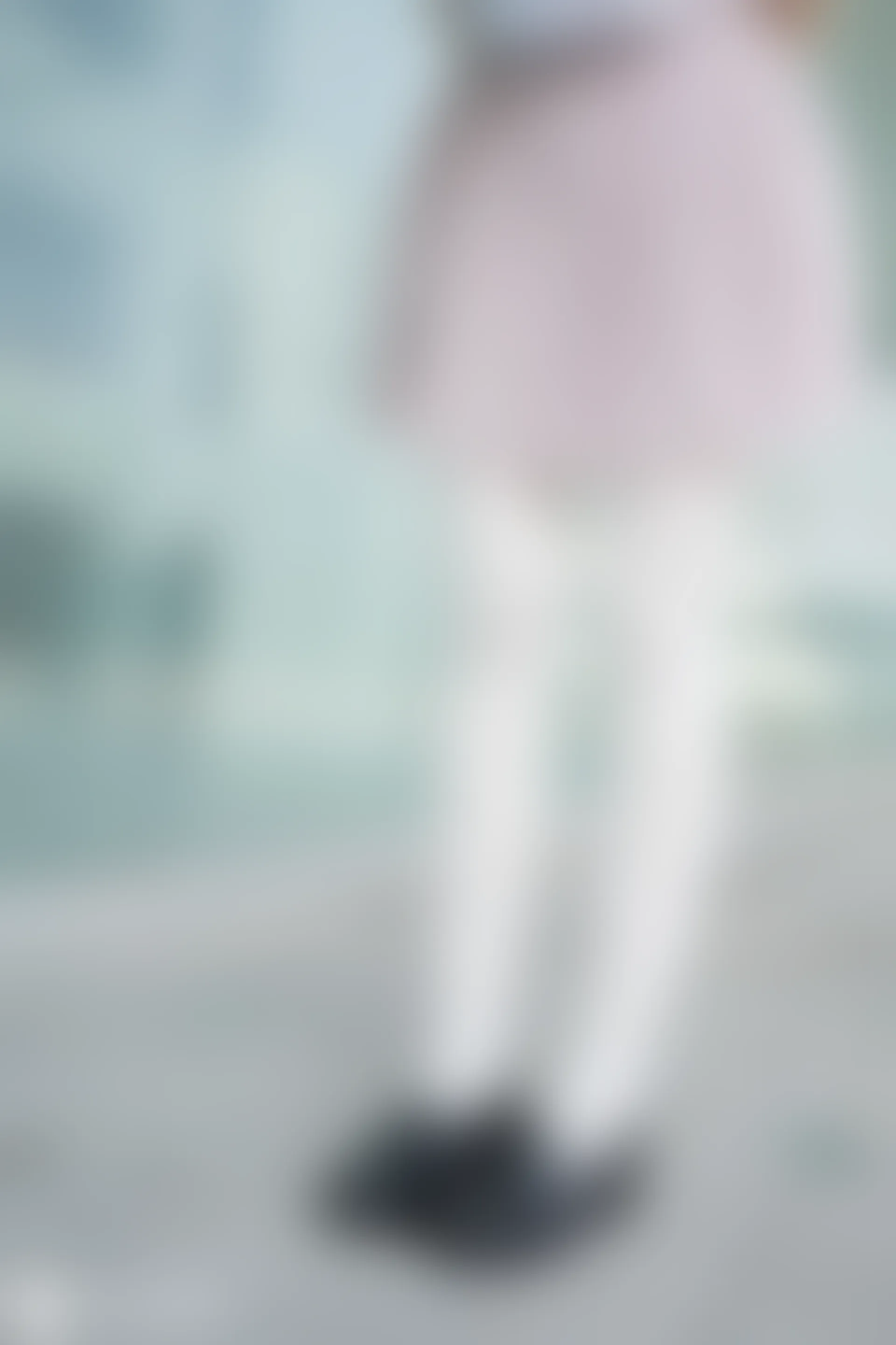 D55.002 和白丝JK来一场邂逅 [40P-109MB]