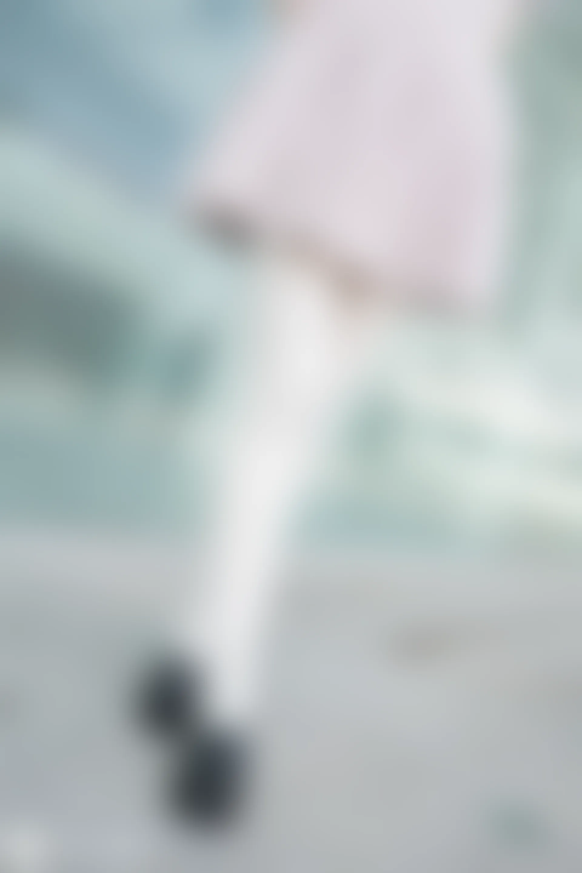 D55.002 和白丝JK来一场邂逅 [40P-109MB]