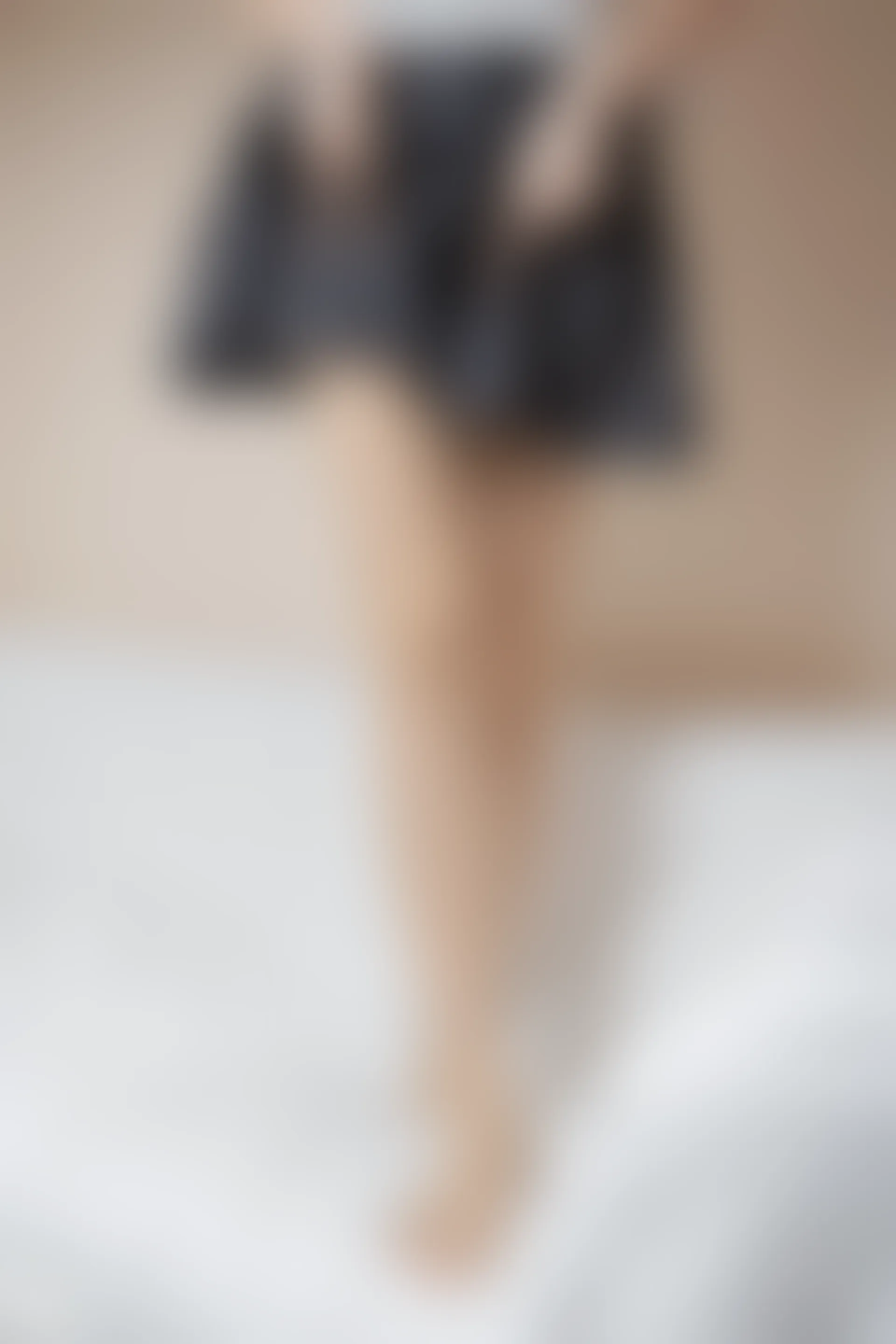 C47.006 肉丝制服裙 [40P-64MB]