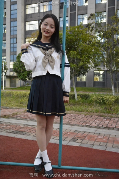 初夏女神 NO.103 双双 海军服JK[140P+1V／4.02GB]