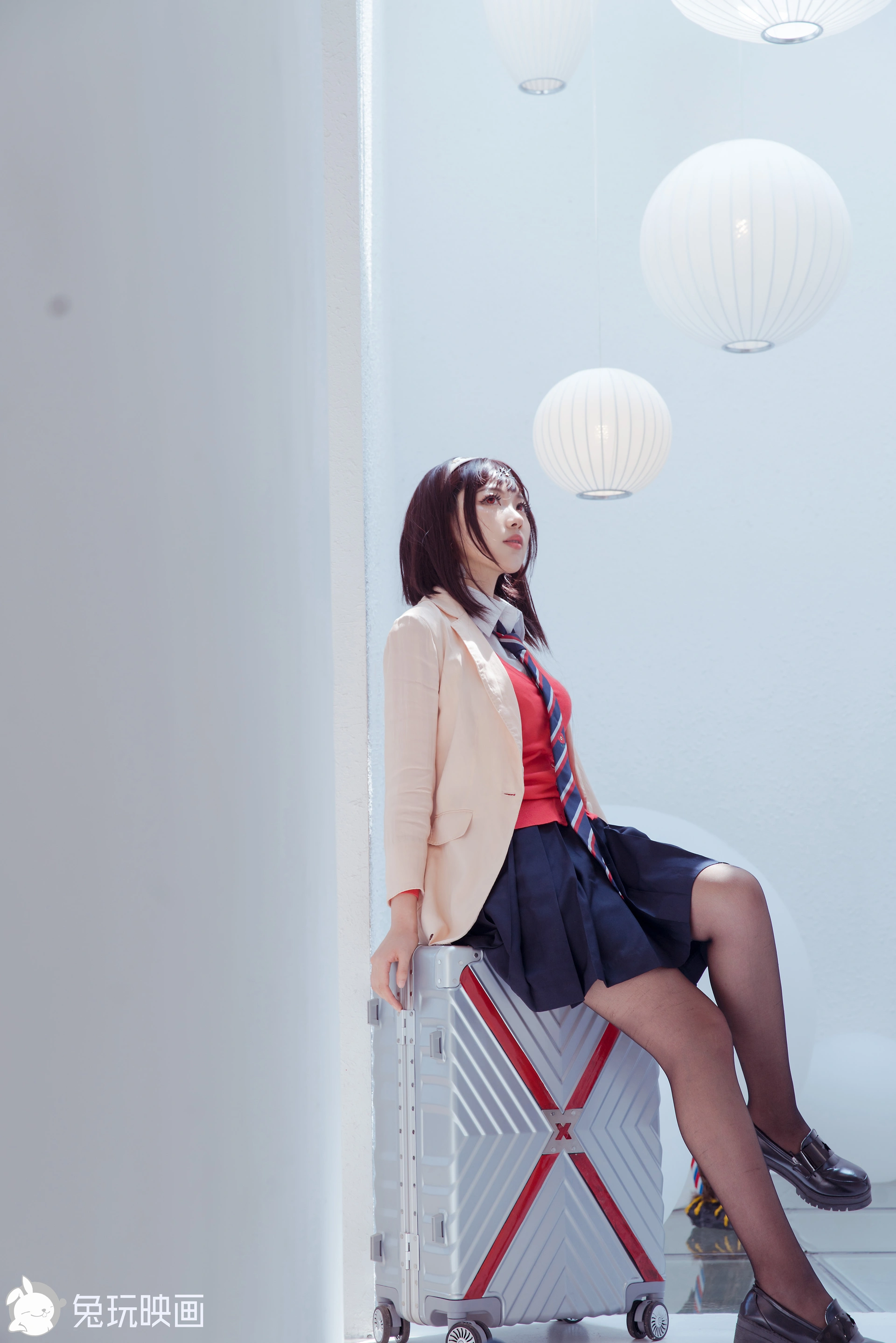 C23.007 旗袍和制服 [50P-627MB]