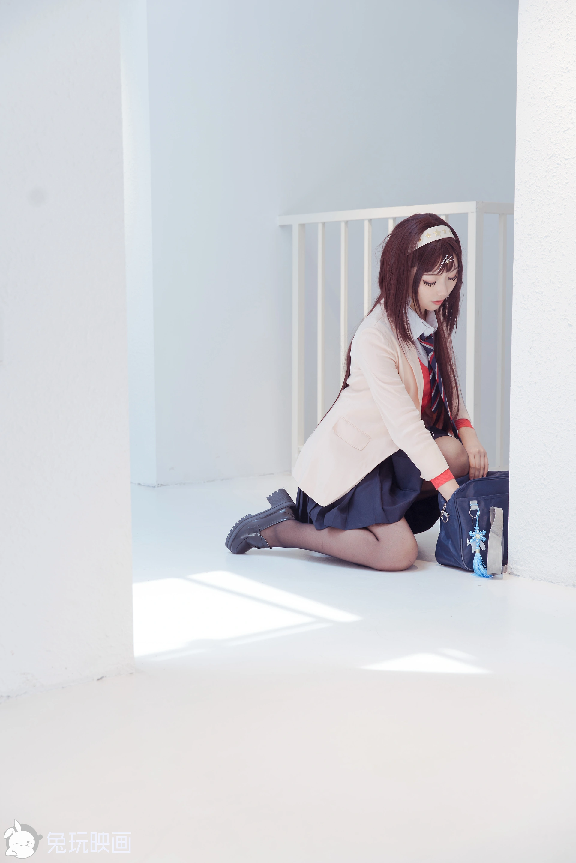 C23.007 旗袍和制服 [50P-627MB]