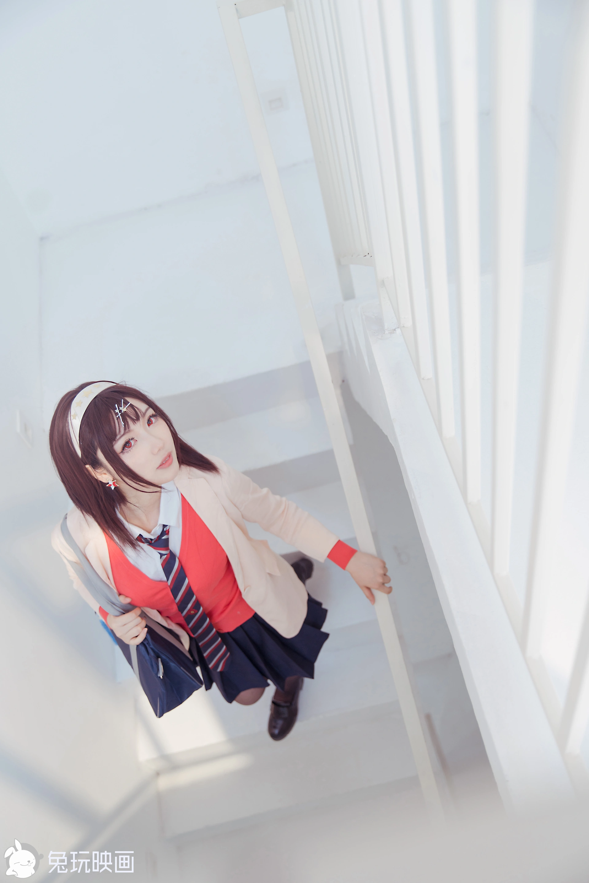 C23.007 旗袍和制服 [50P-627MB]