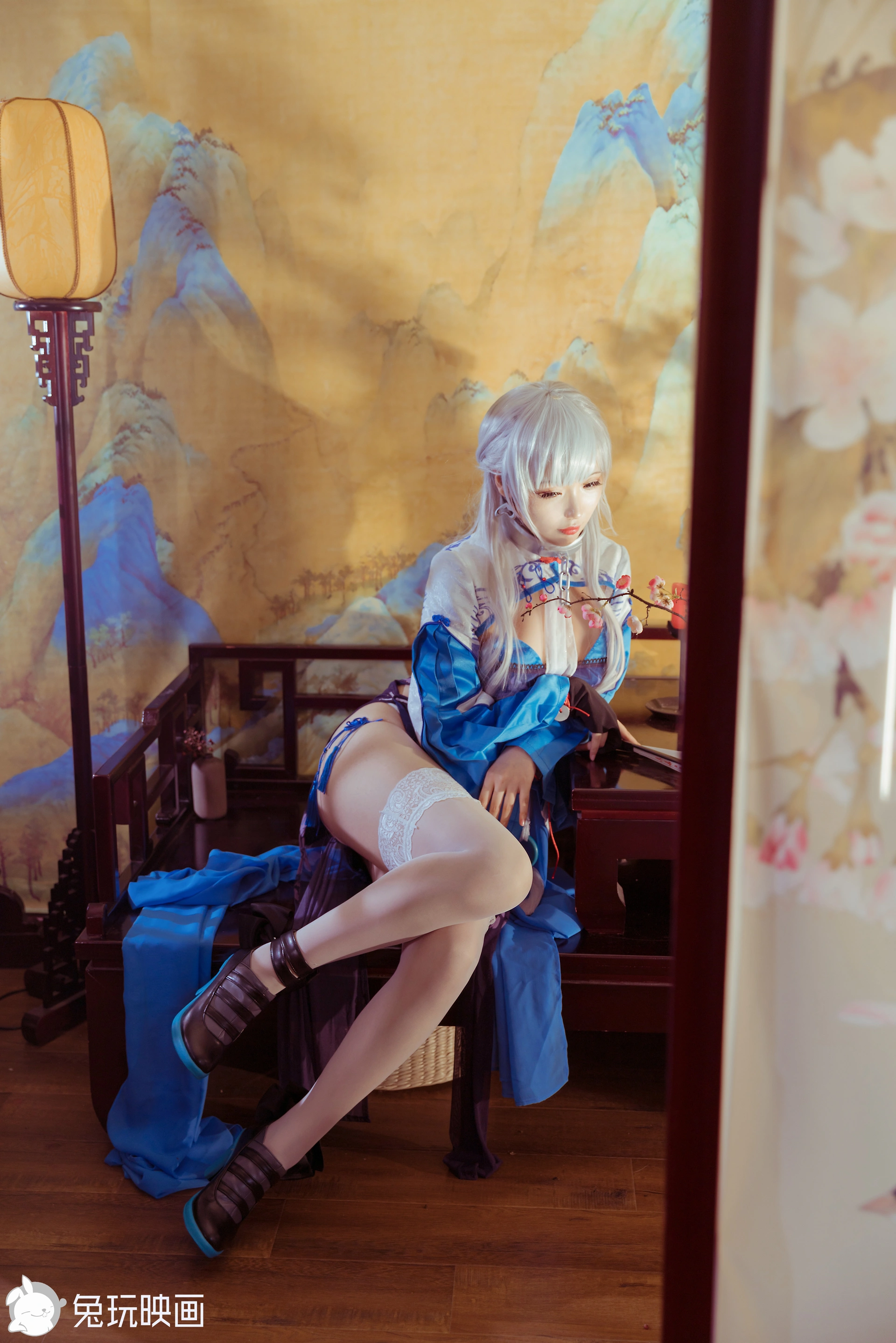 C23.007 旗袍和制服 [50P-627MB]
