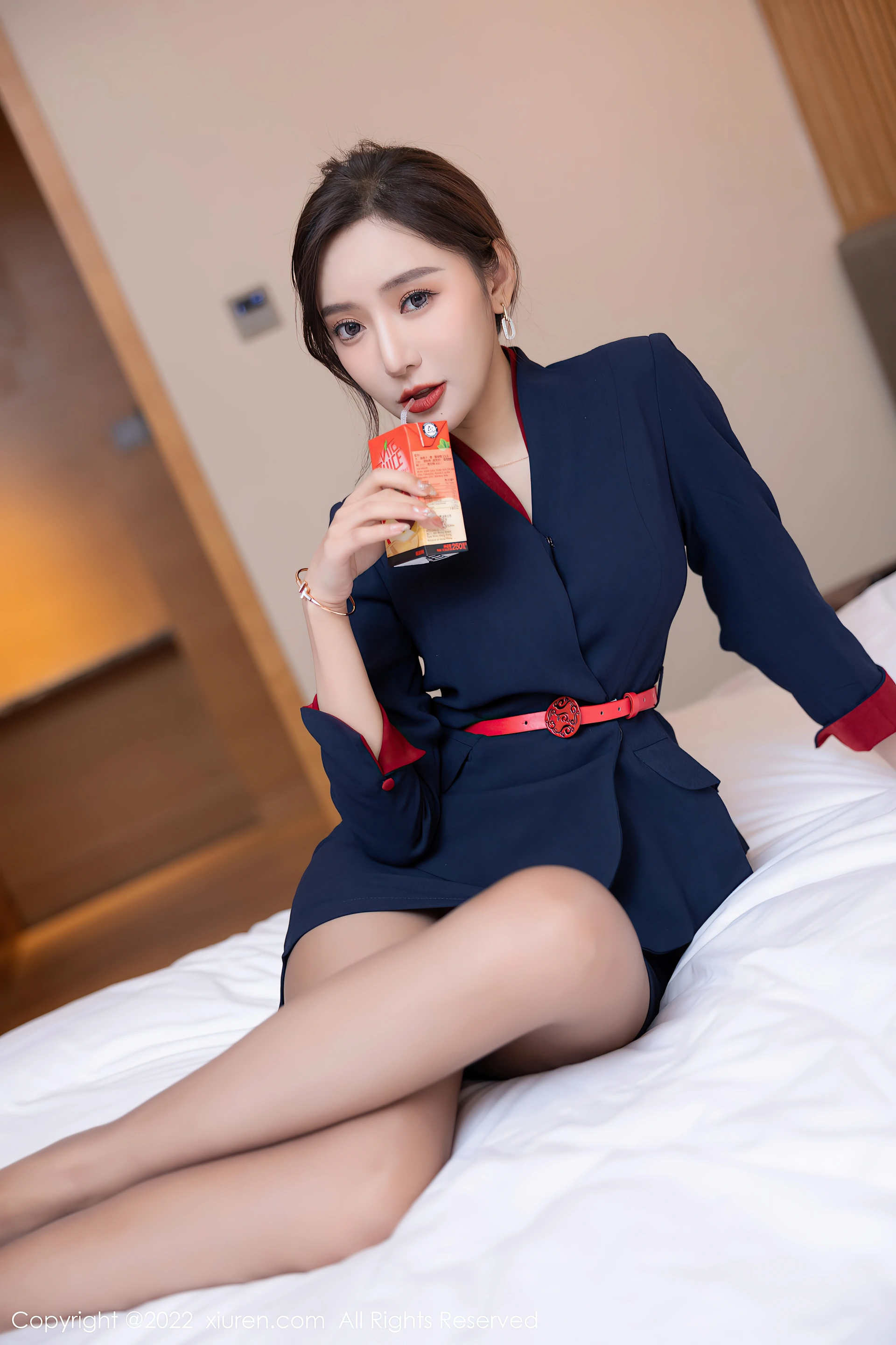 XiuRen秀人网 2022.01.21 No.4500 王馨瑶yanni 性感美腿[91+1P 880MB]