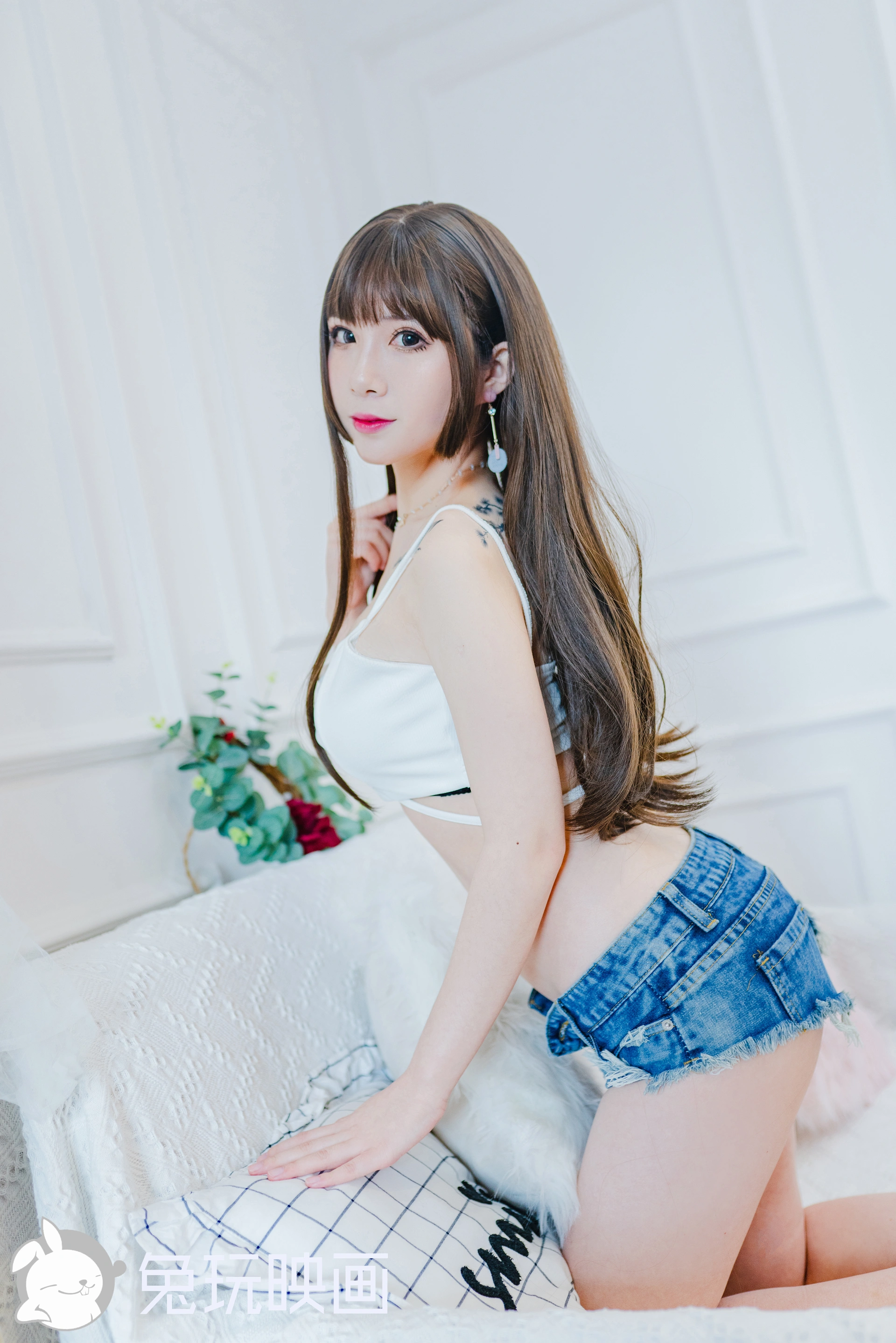 D54.008 长发大姐姐 [40P-613MB]