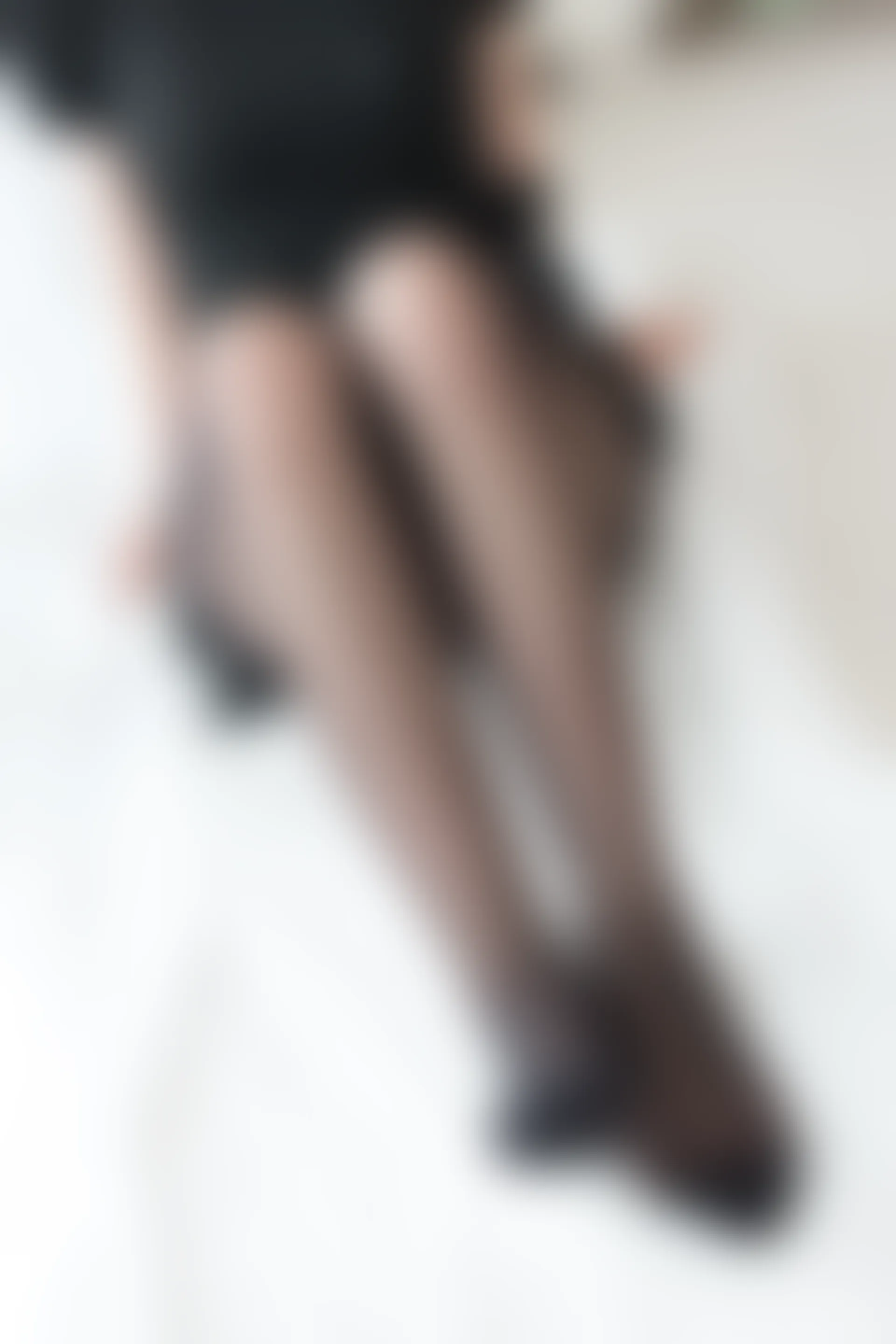 森萝财团 X-035 [84P1V-1.79G]制服, 森萝财团, 美腿, 黑丝